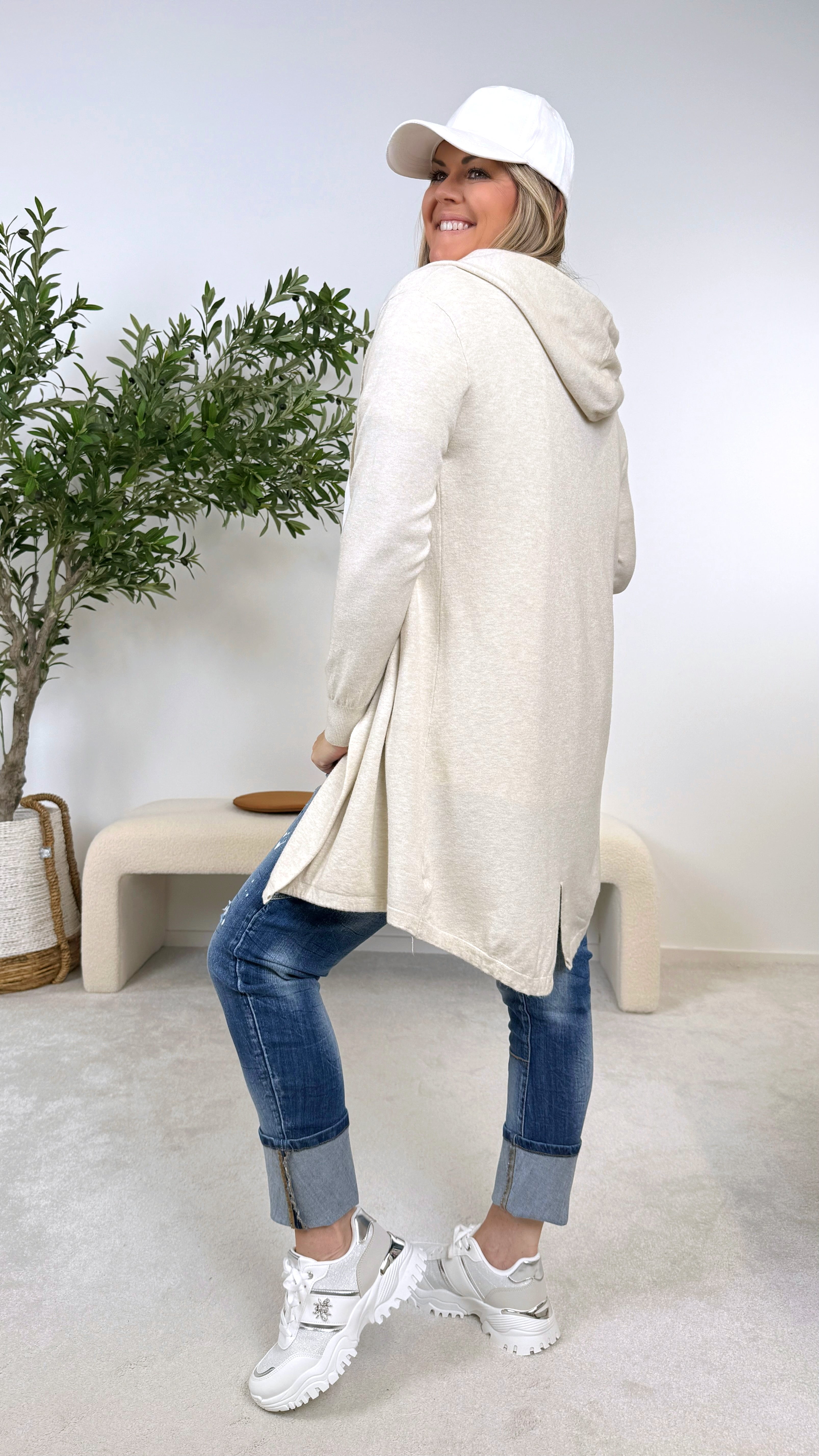 Strickjacke Warm Embrace (2555) *Beige* - Power of Princess