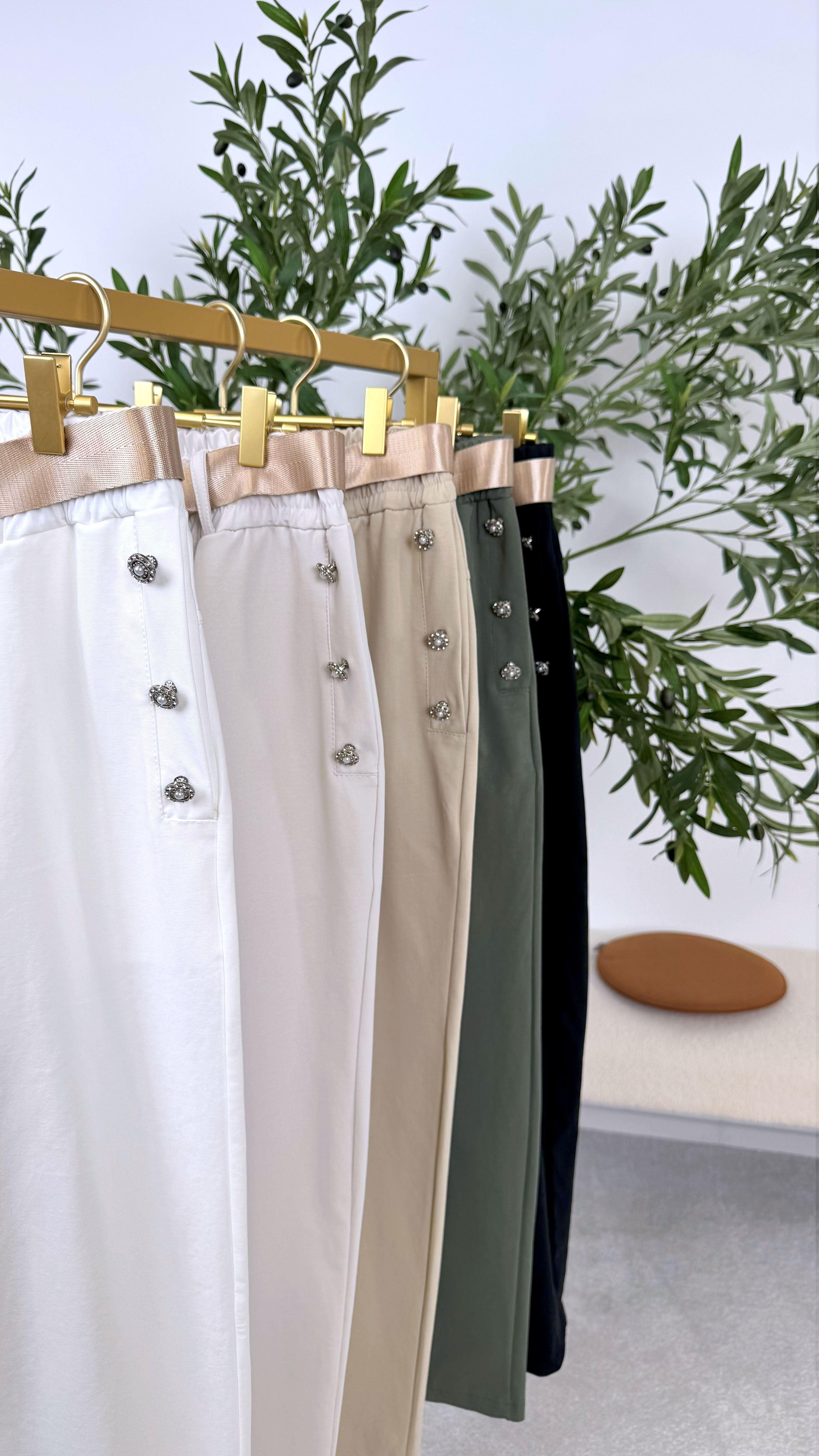 Hose Beautiful Buttons (7 Farben) - Power of Princess