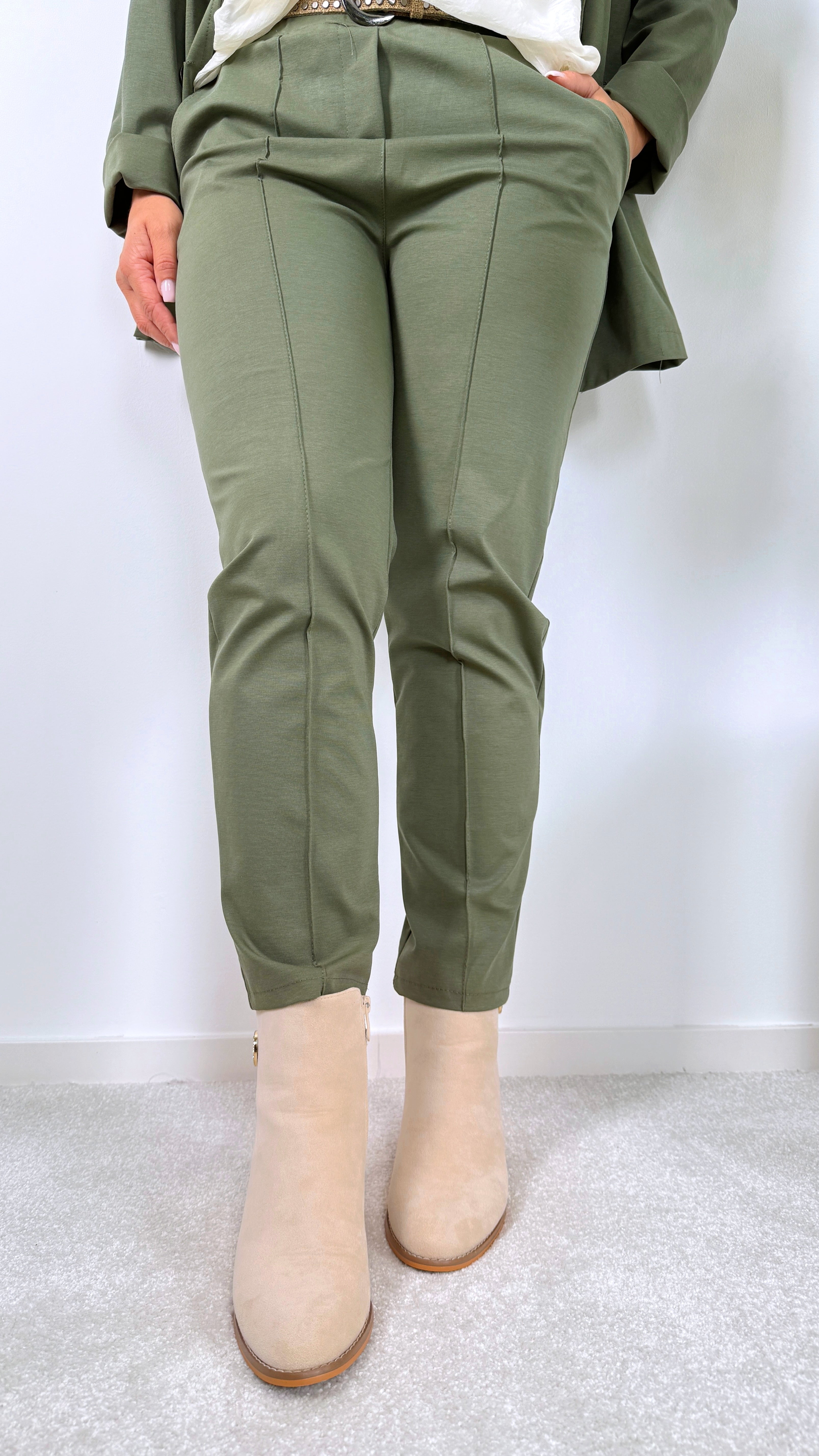 Hose Riveted Belt (7 Farben) - Power of Princess