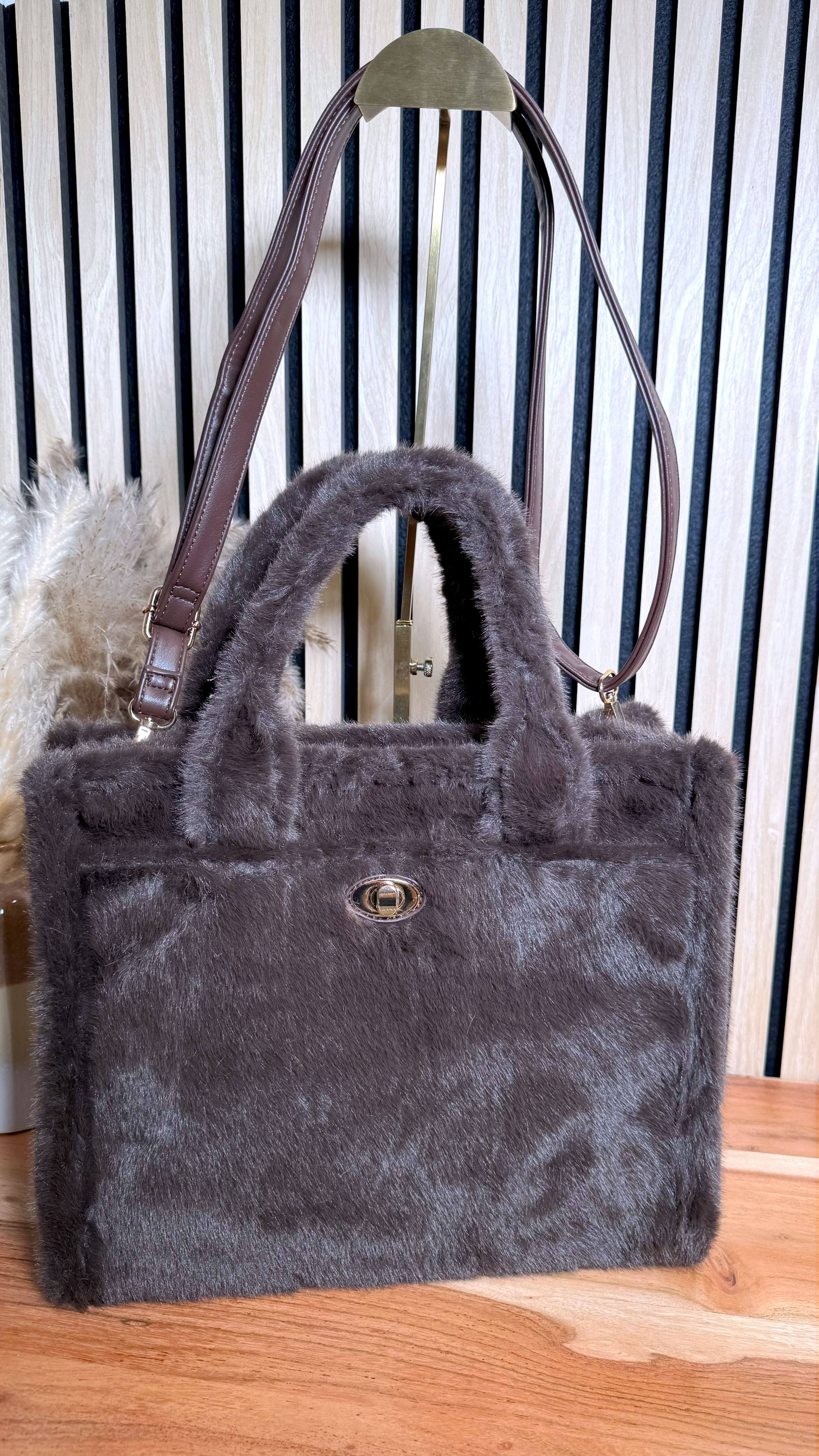 Tasche Fluffy Plush (4 Farben) - Power of Princess