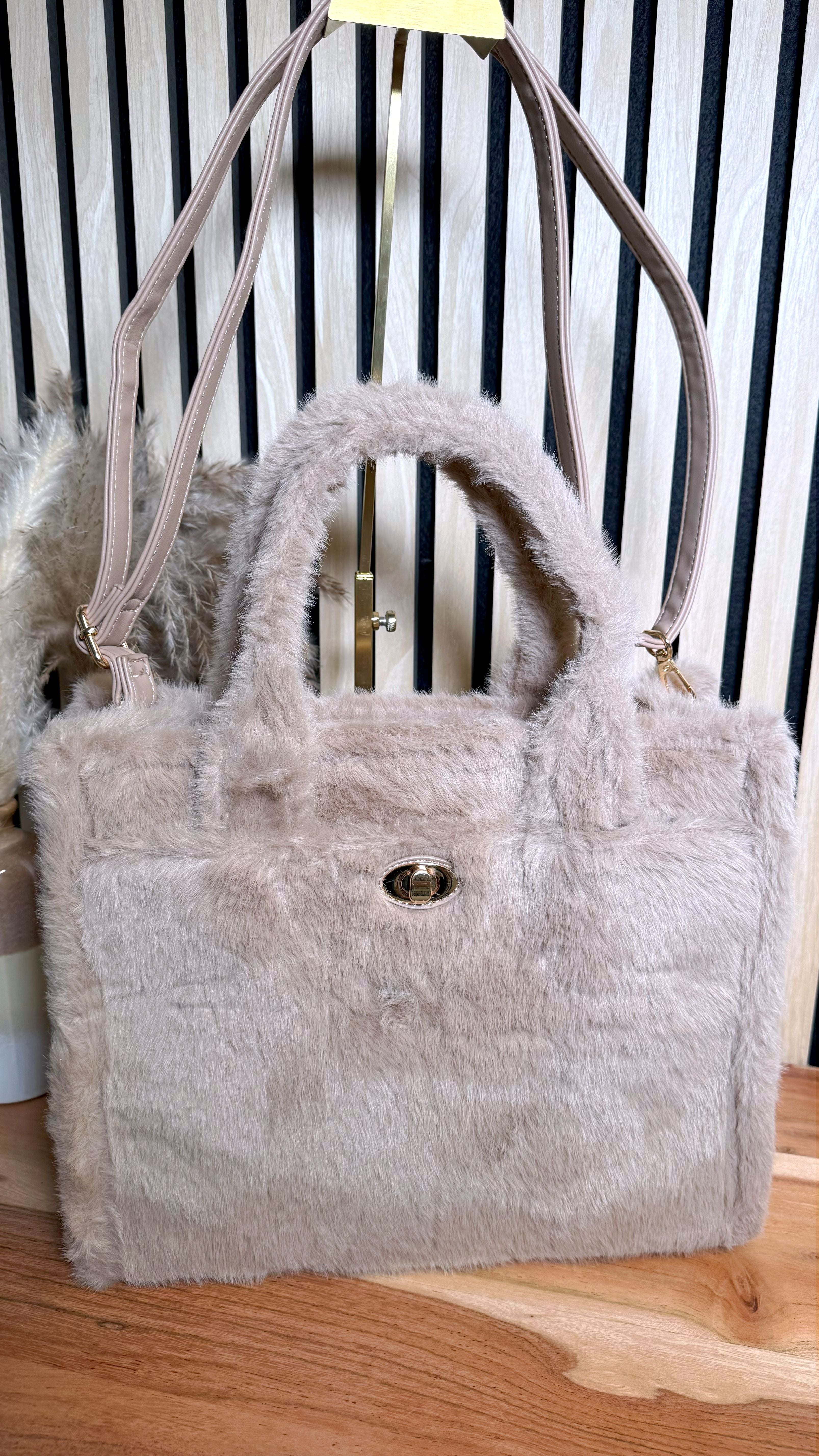 Tasche Fluffy Plush (4 Farben) - Power of Princess