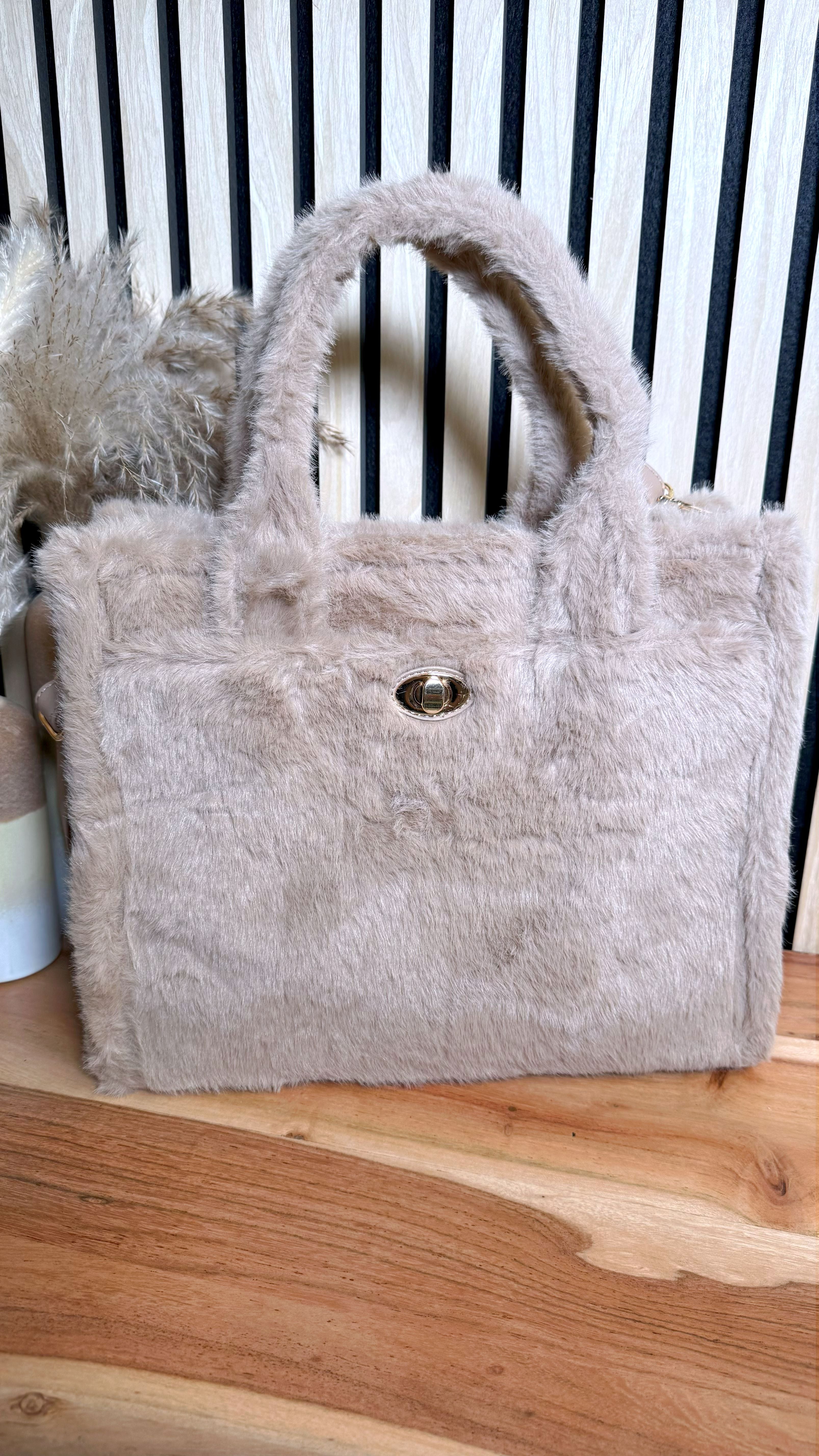 Tasche Fluffy Plush (4 Farben) - Power of Princess