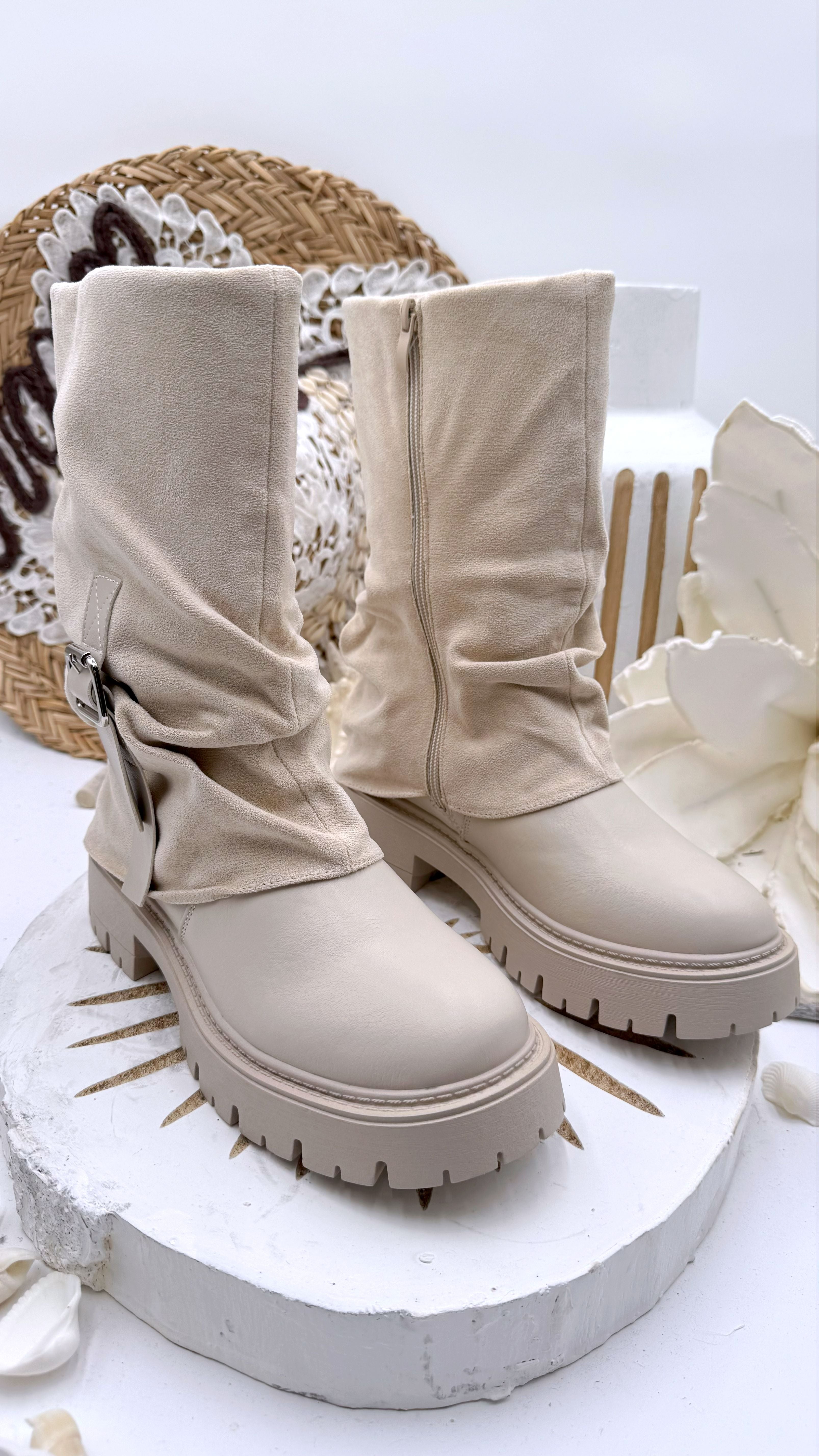 Boots Overshic *Beige*