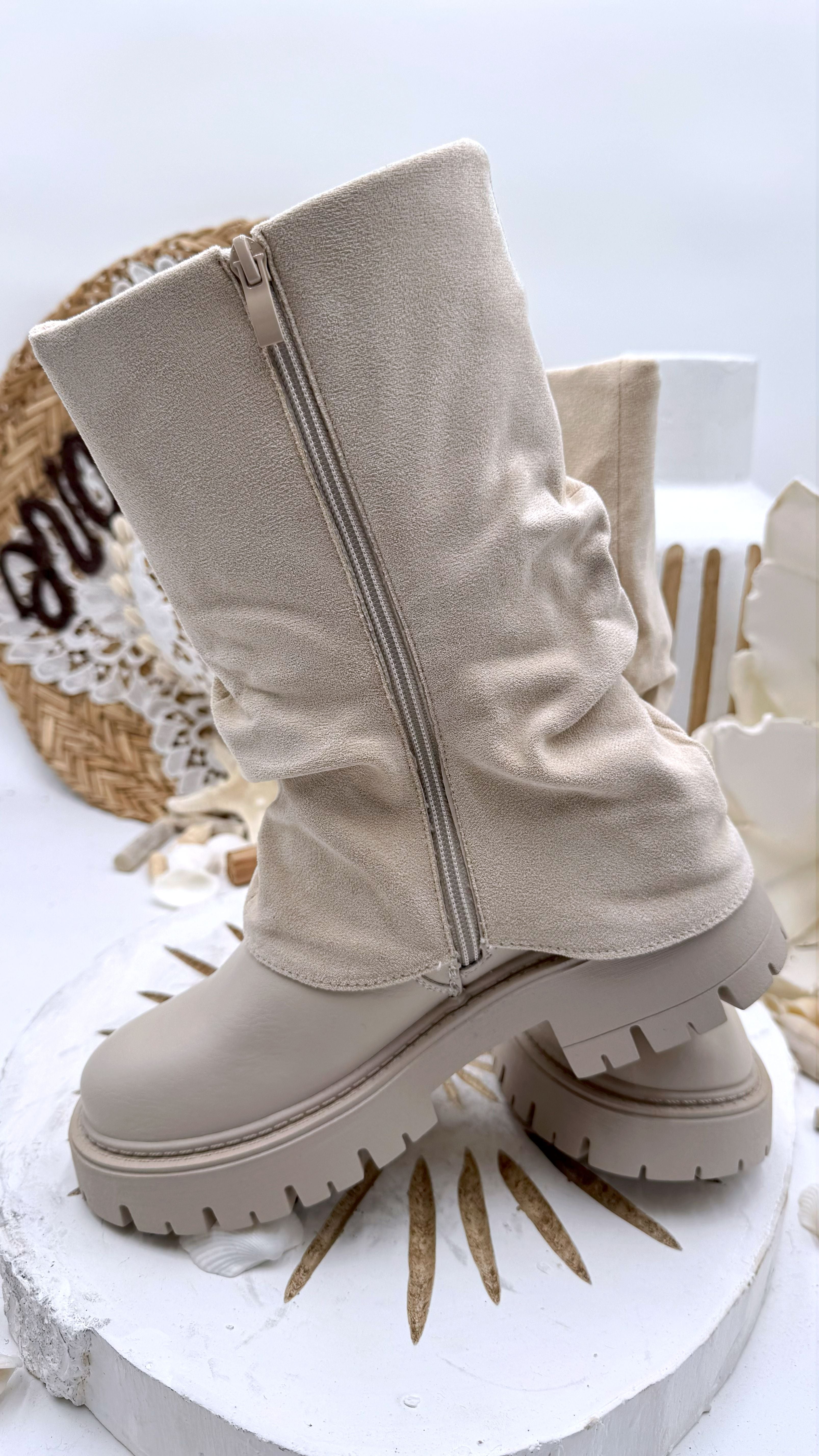 Boots Overshic *Beige*