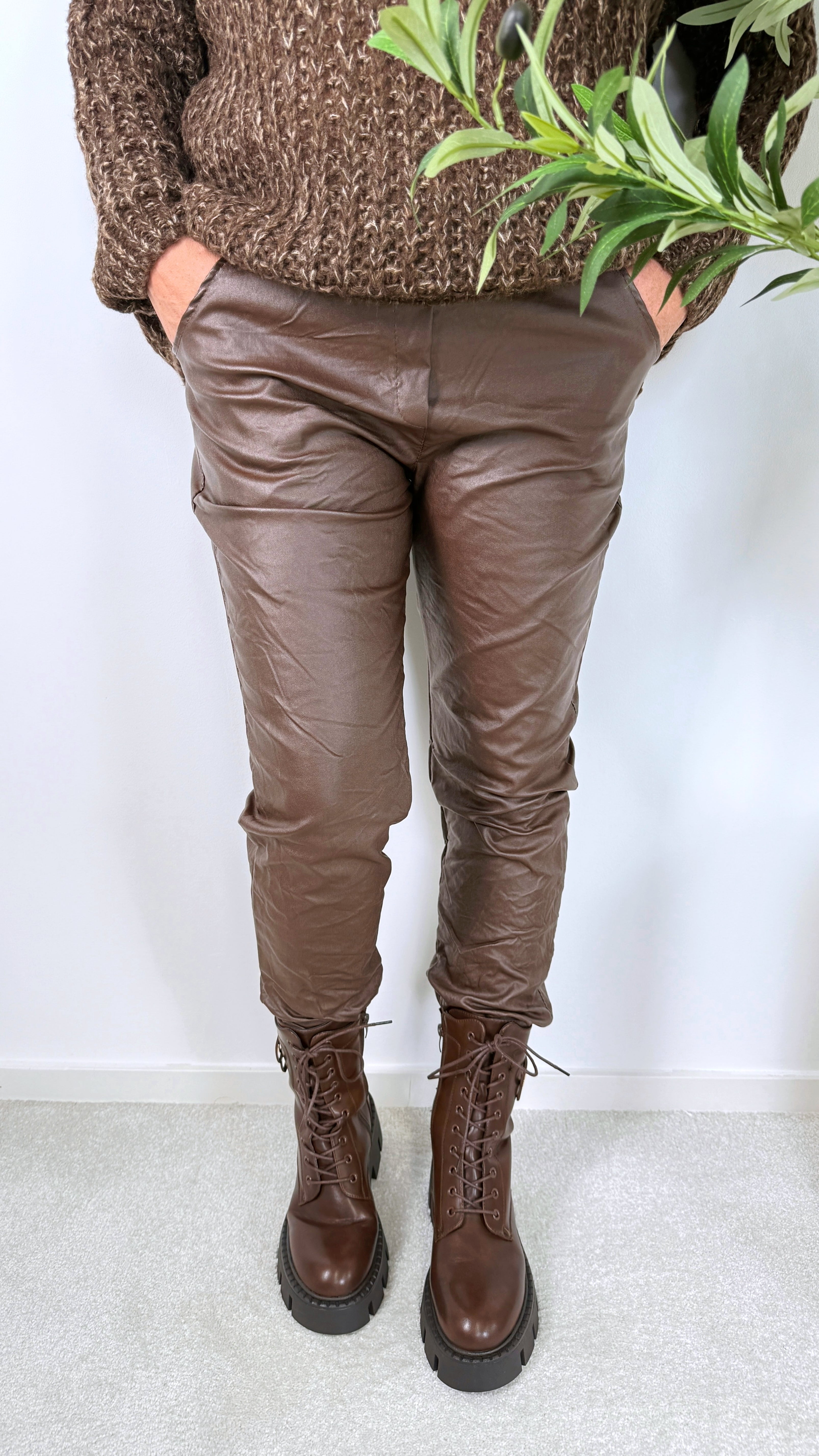 Jogpants Leather Classic (14 Farben)