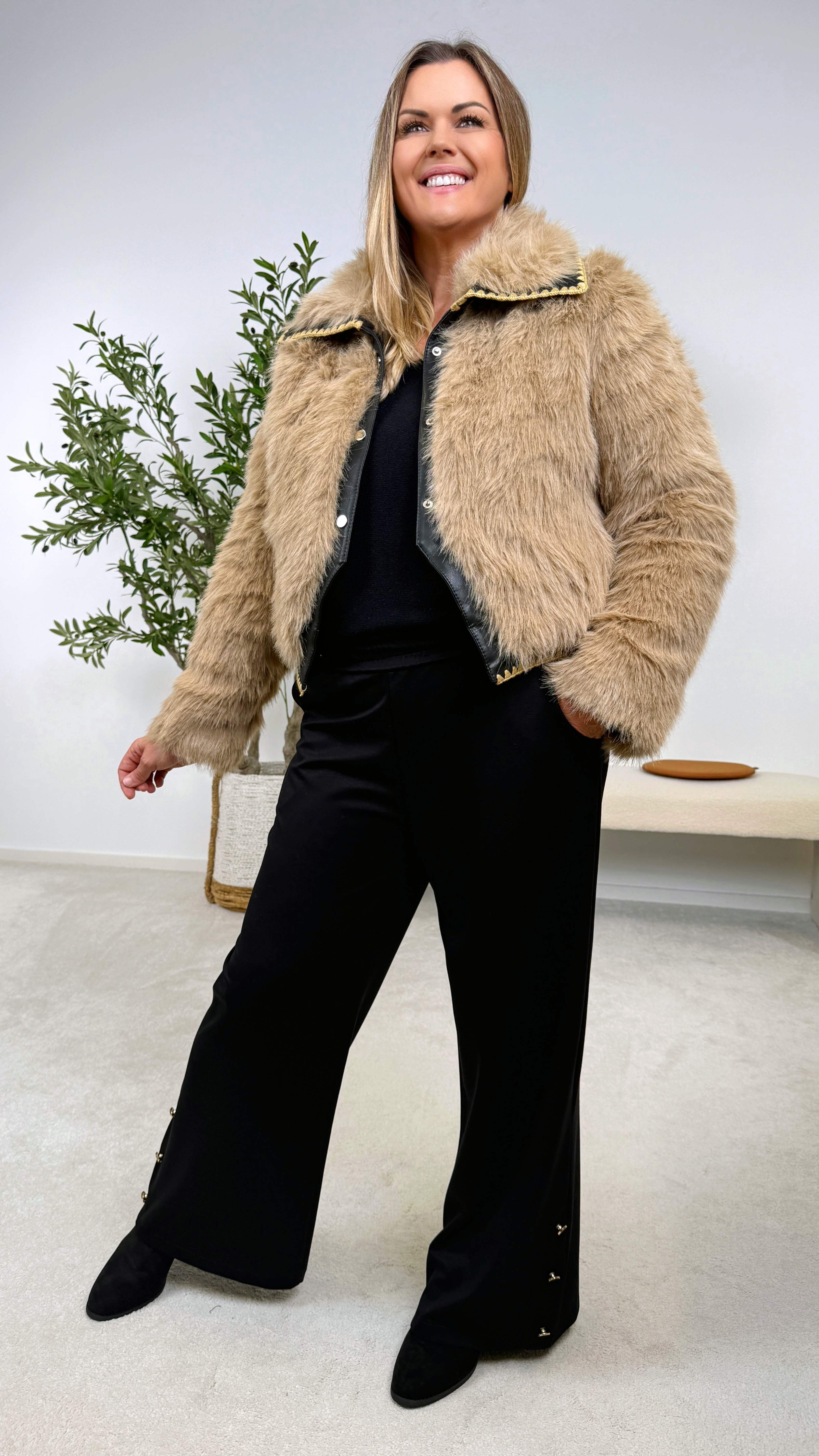 Kurze Jacke Nordic Chic *Camel* - Power of Princess