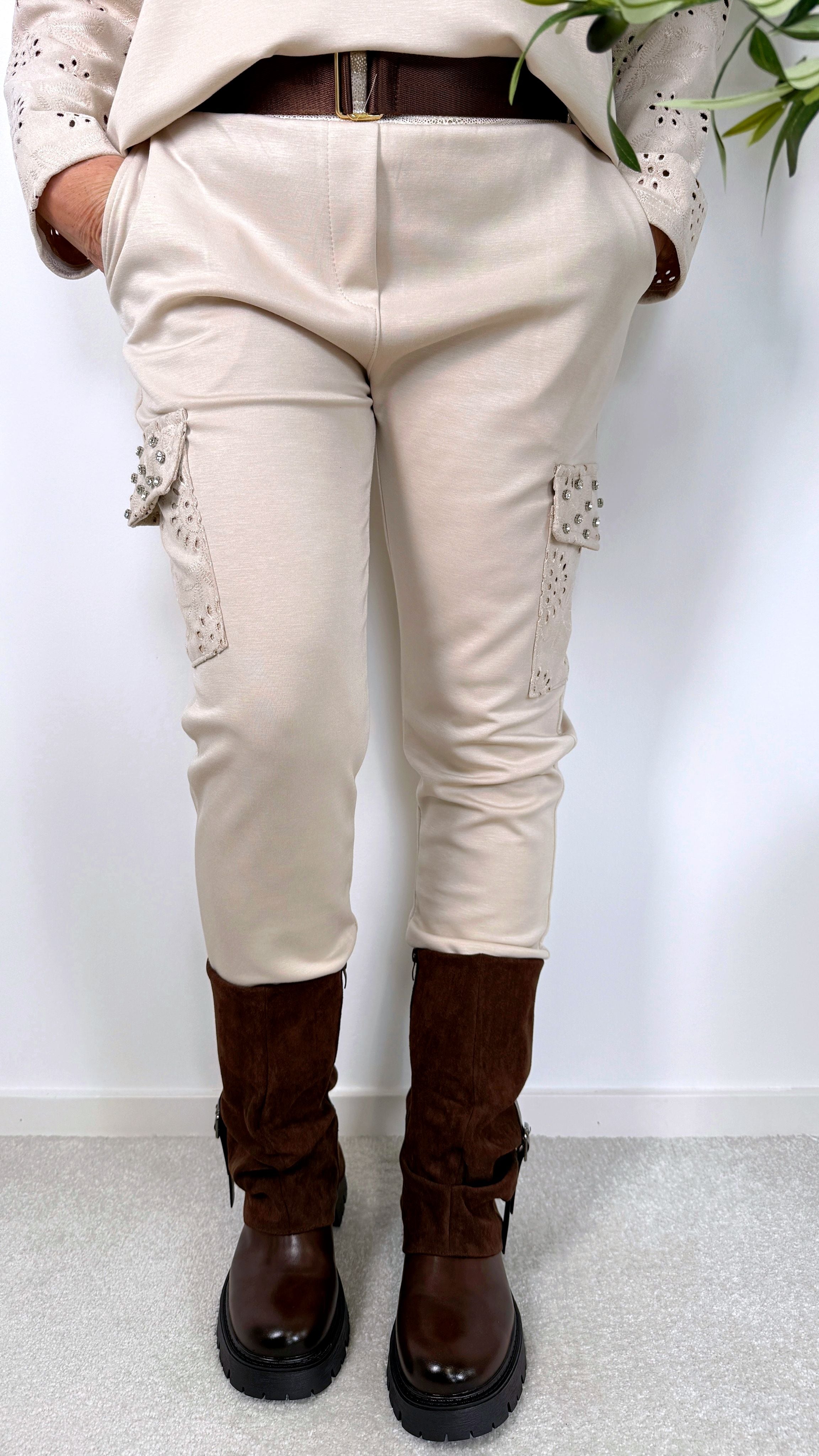 Cargo Hose Dreamy Details