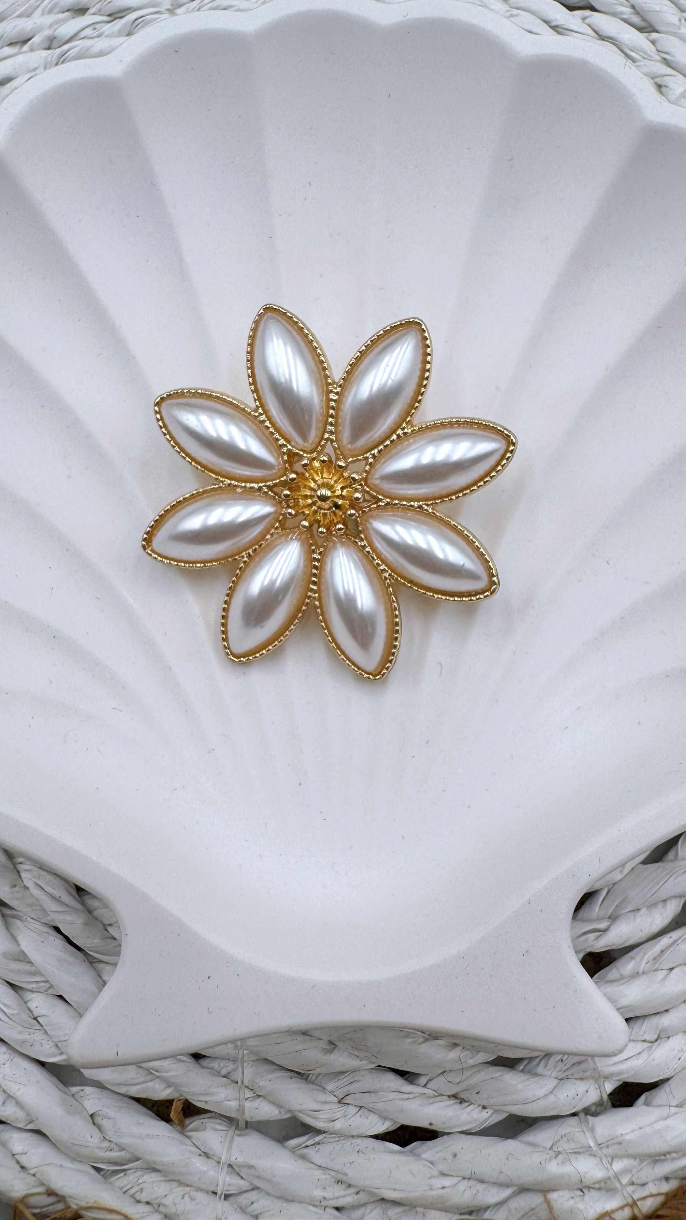 Brosche Perlmutt Bloom