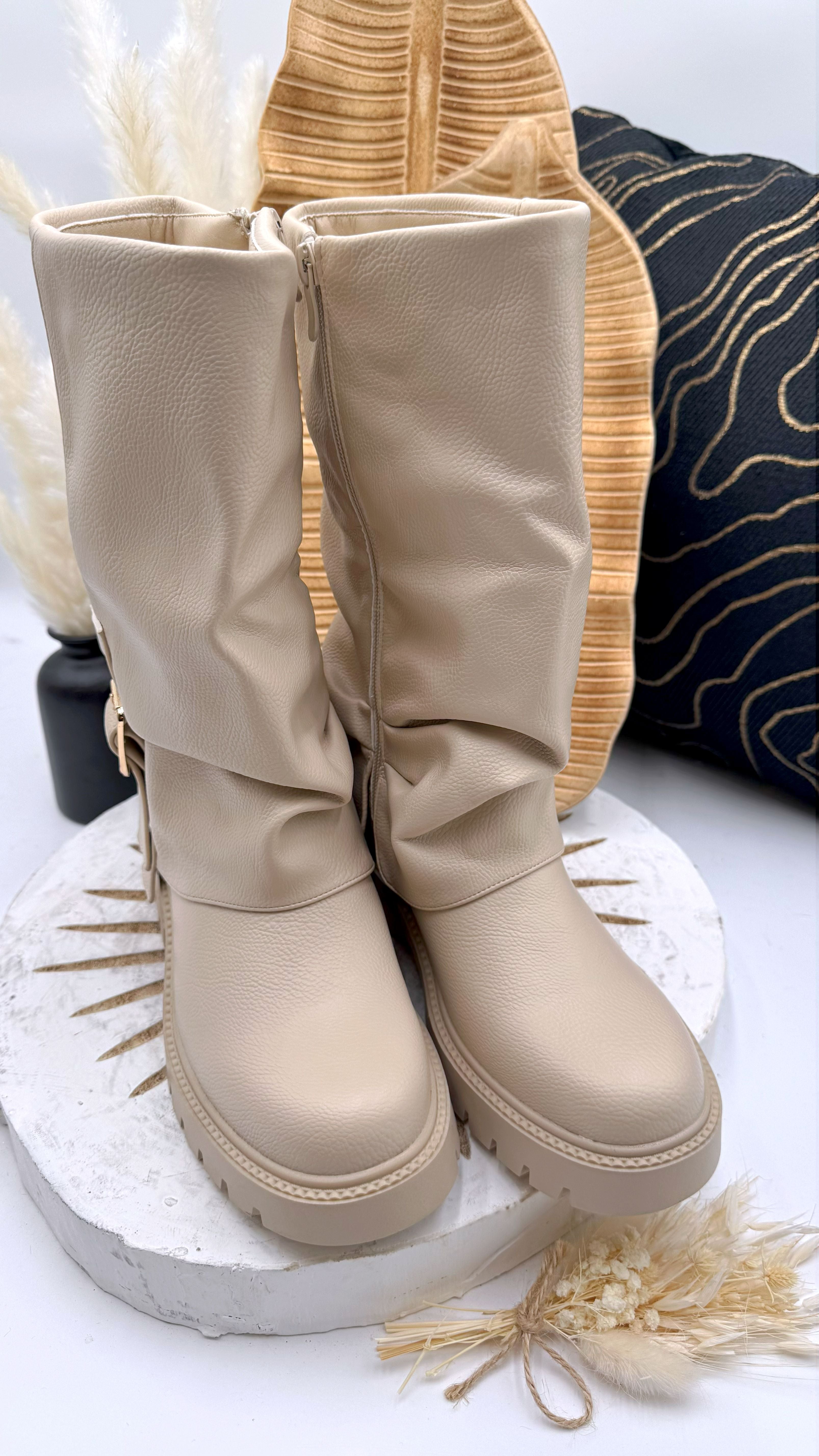 Boots Wired Walk *Beige* - Power of Princess