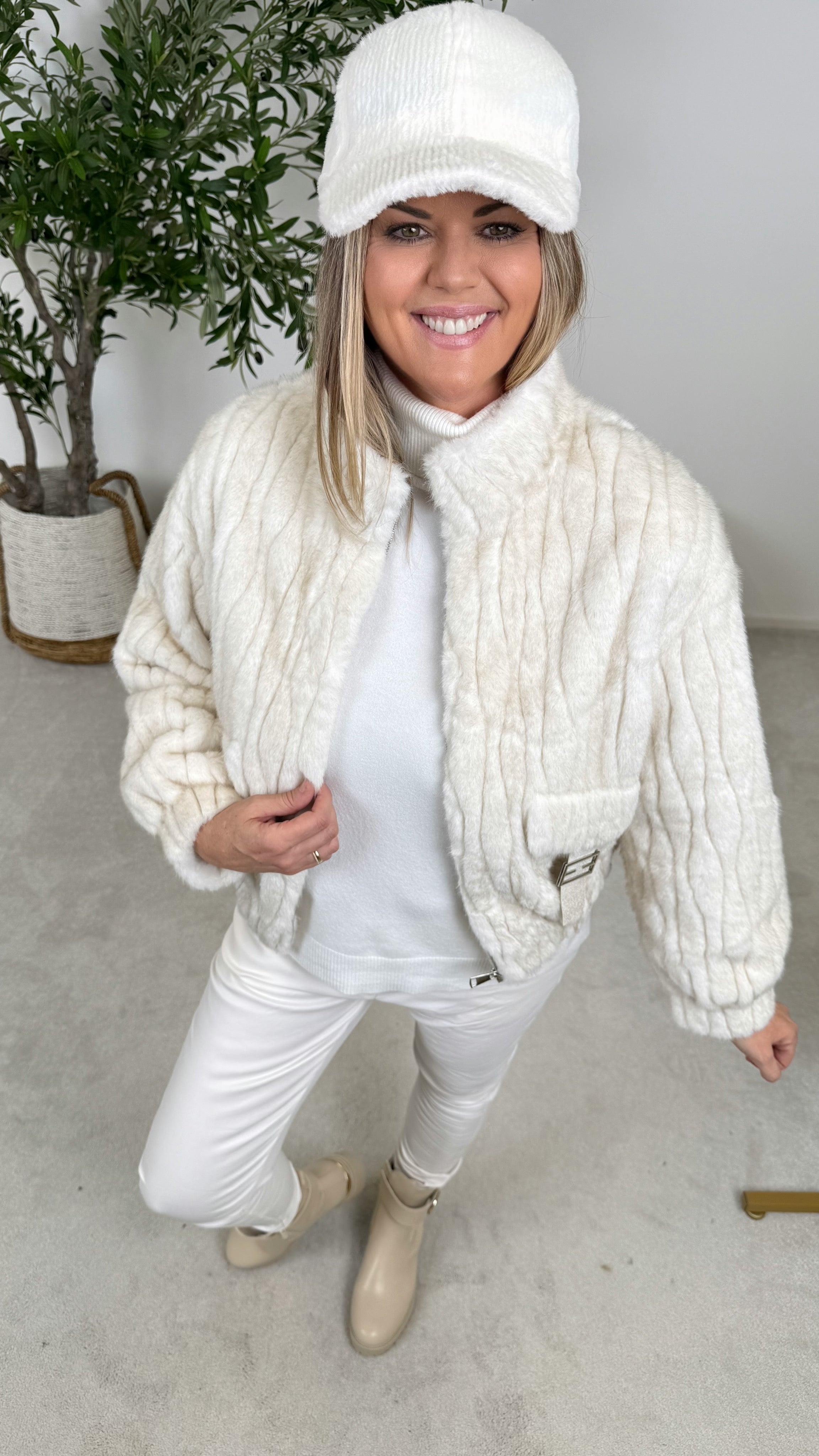 Kurze Jacke Auric Fur (3 Farben)