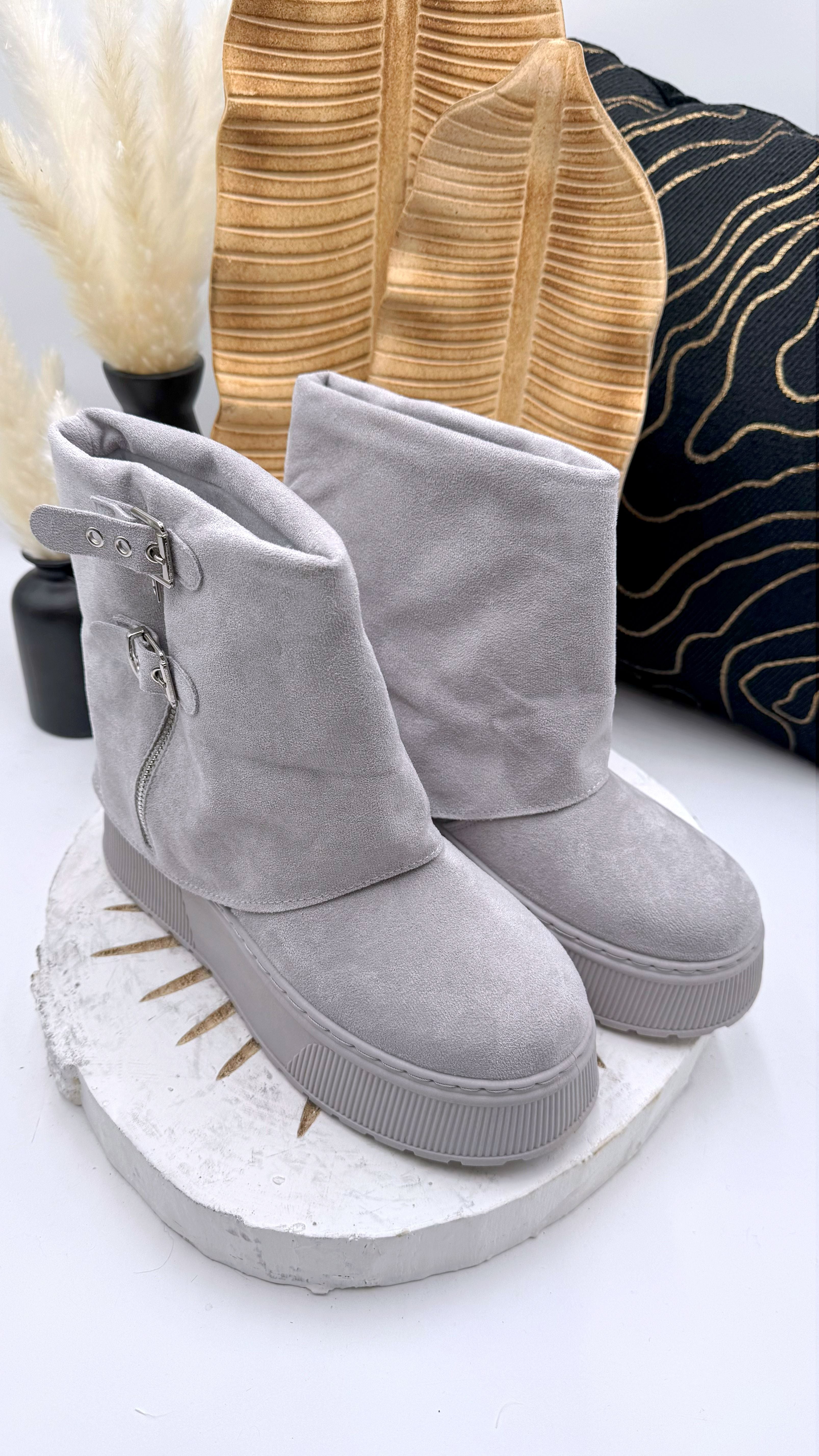 Boots Ash Glam - Power of Princess