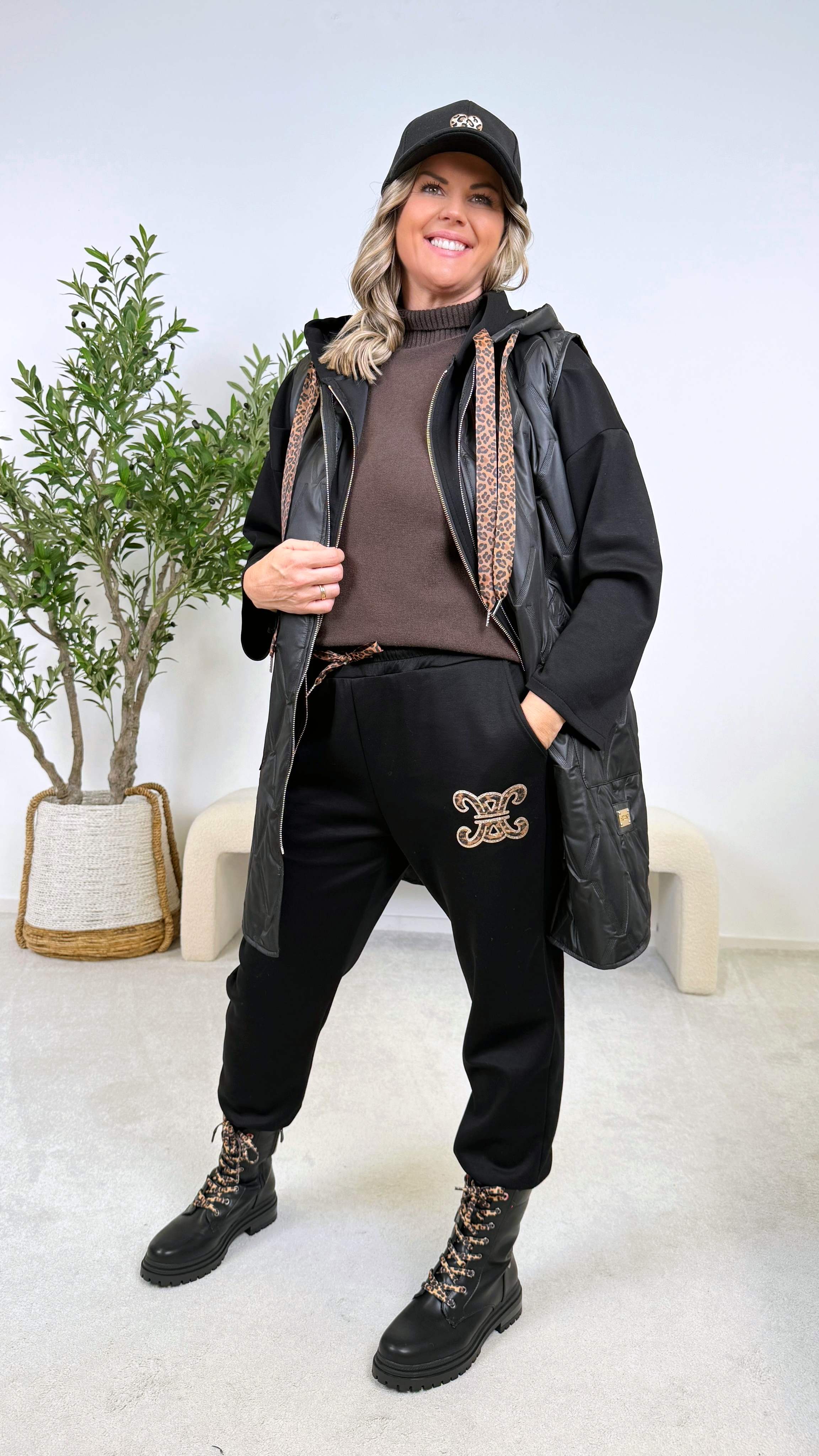 Weste Veluxe Vest *Schwarz*