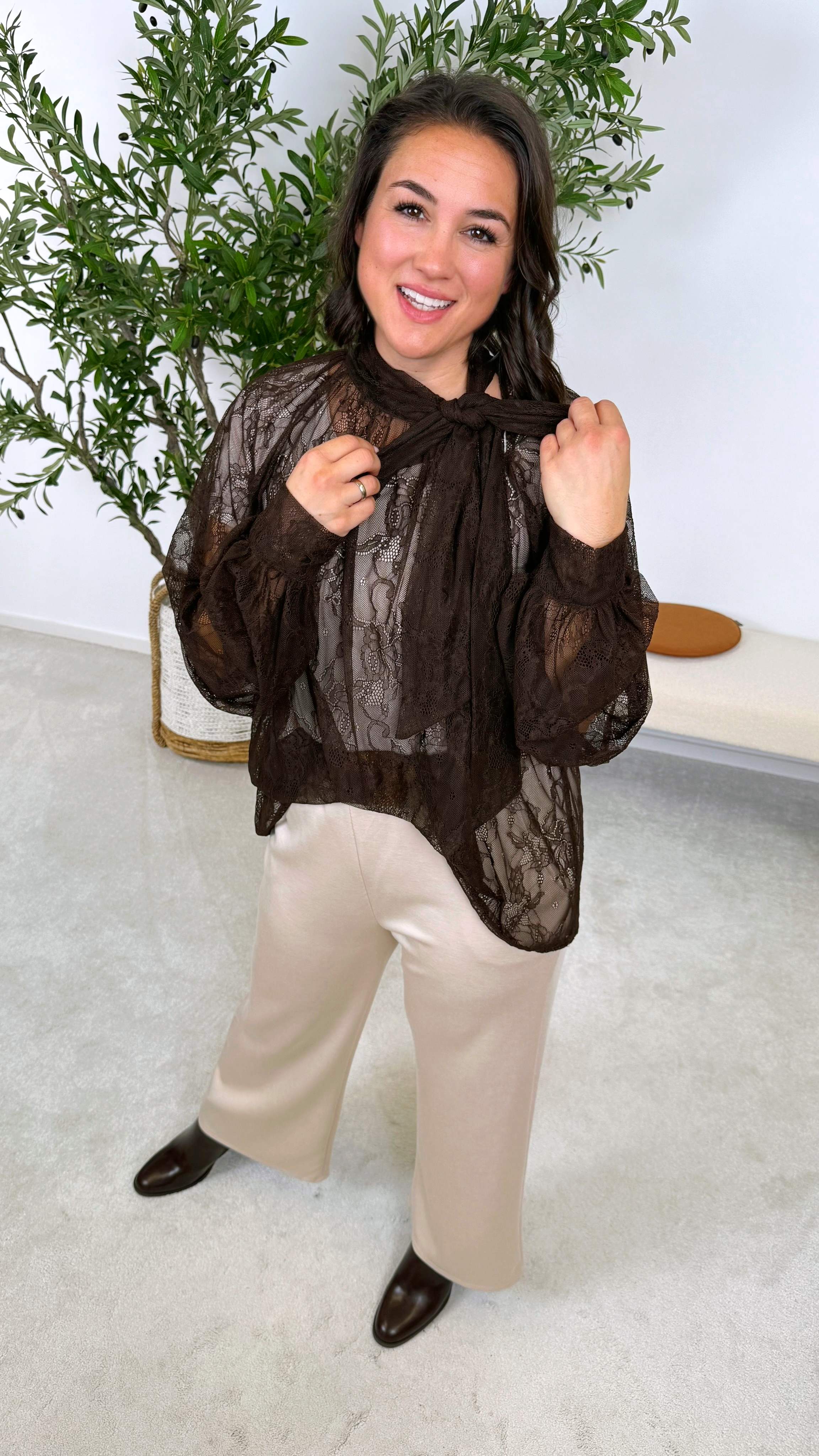 Spitzenbluse Crème De La Crème *Schoko* - Power of Princess