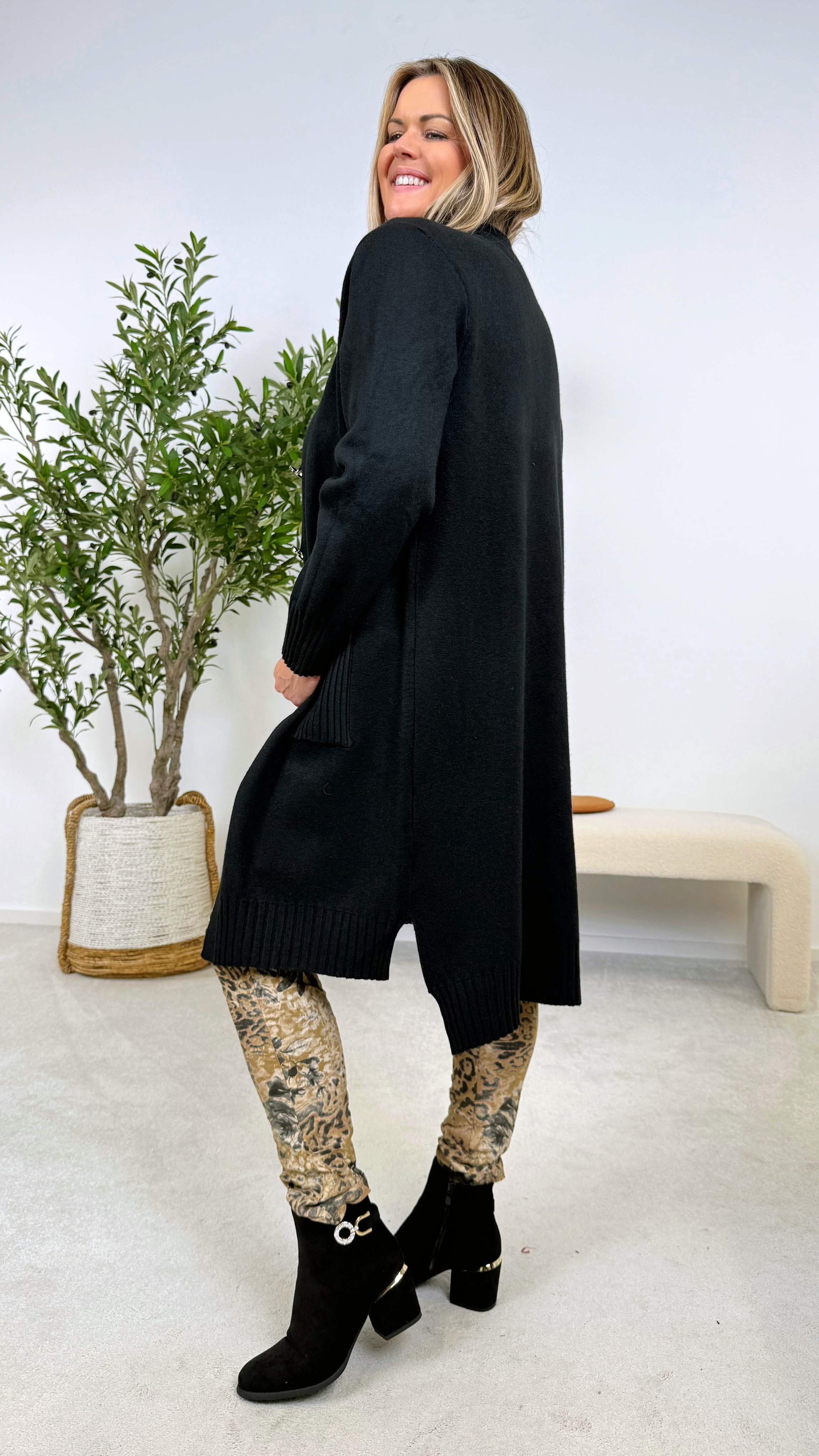 Strickjacke Calm & Cozy *Schwarz* - Power of Princess