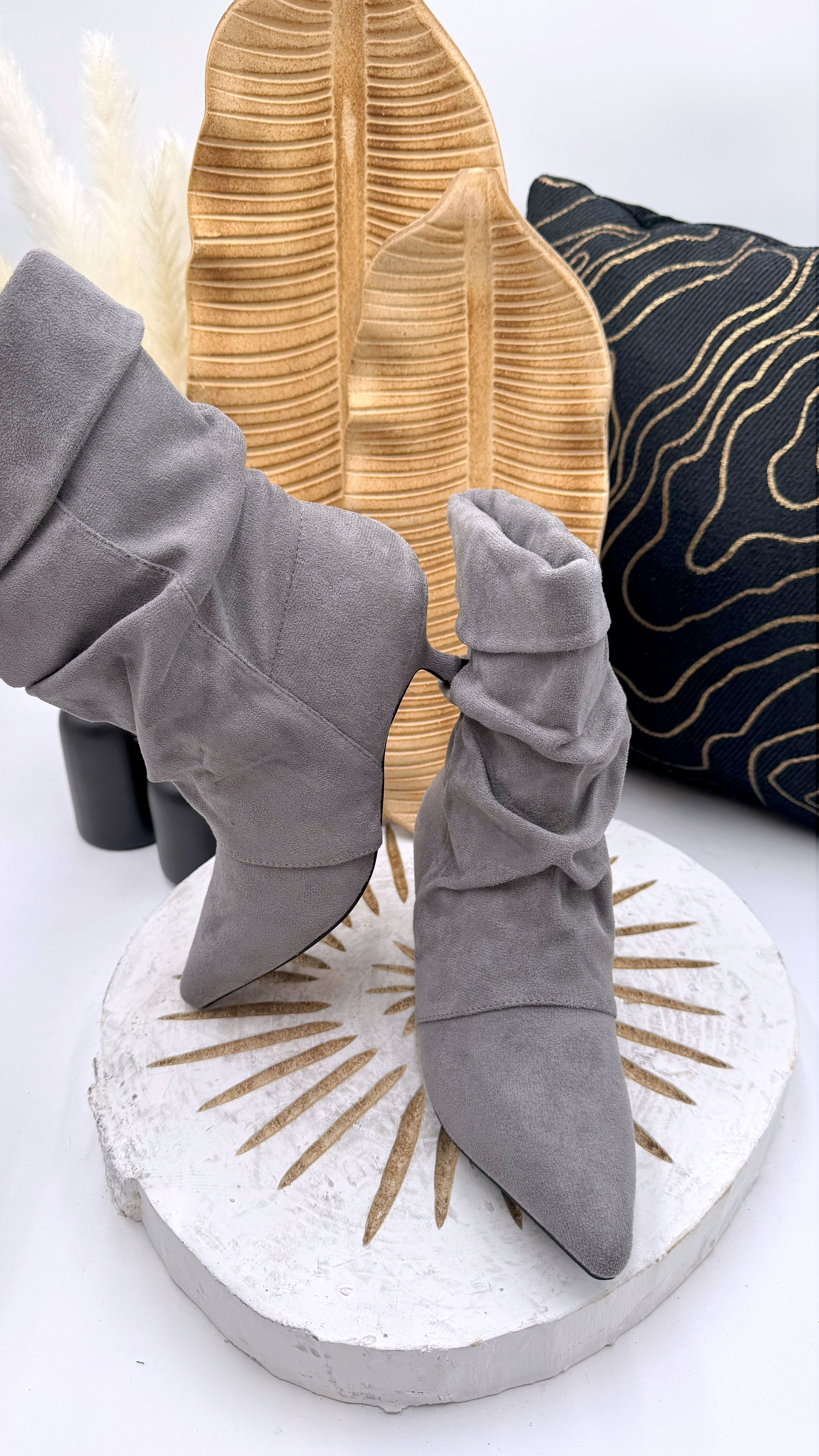 Stiefellette Velouria *Grau*