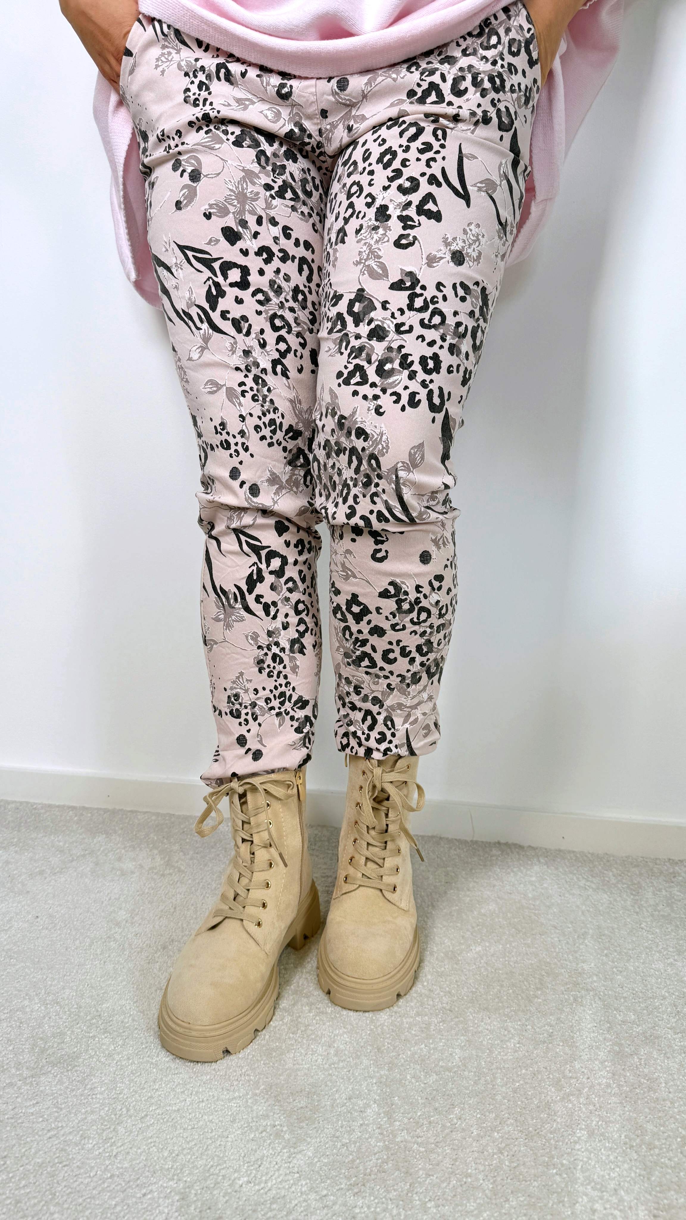 Jogpants Exotic Flower (7 Farben)