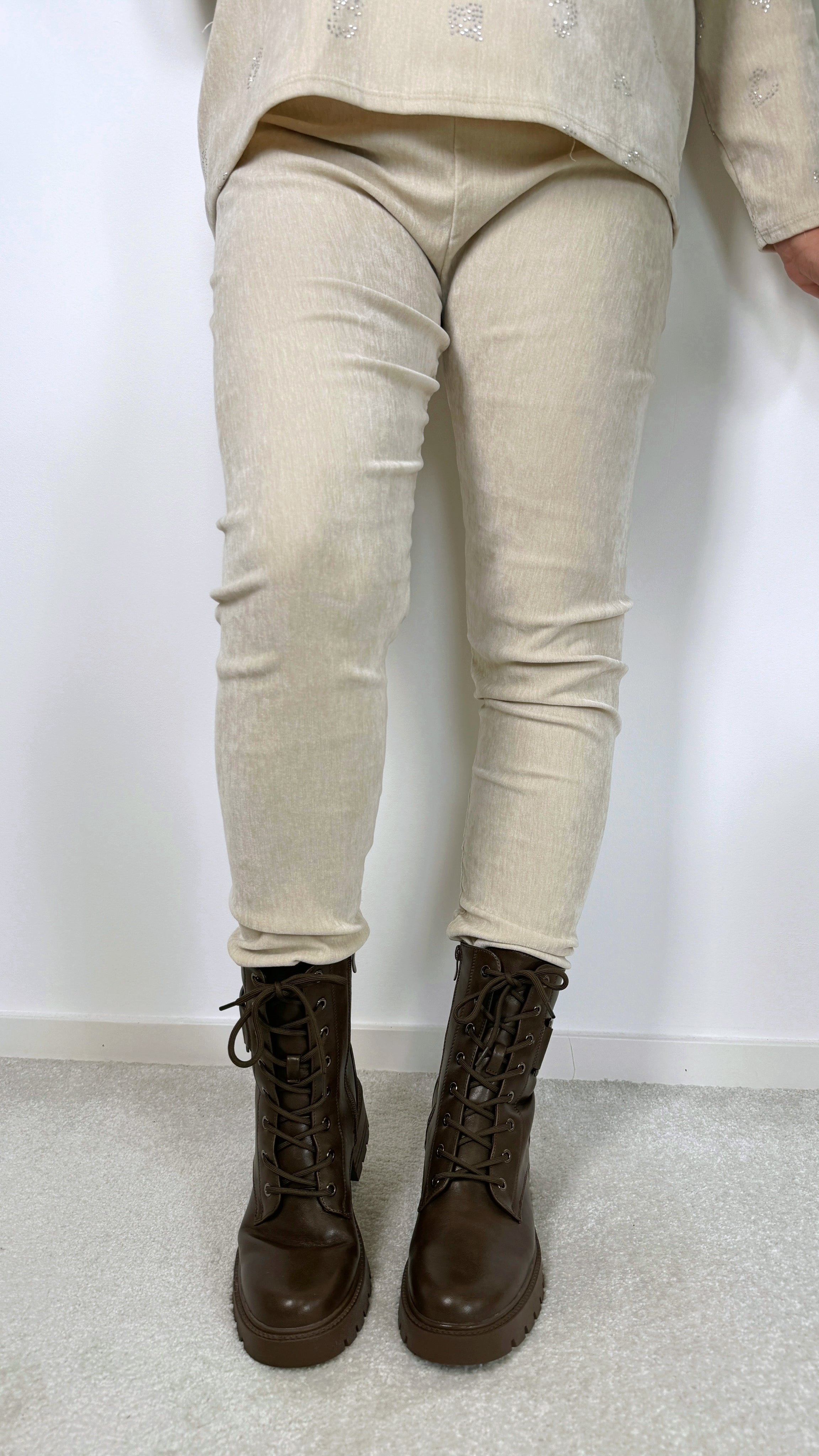 Hose Believe Power *Beige*