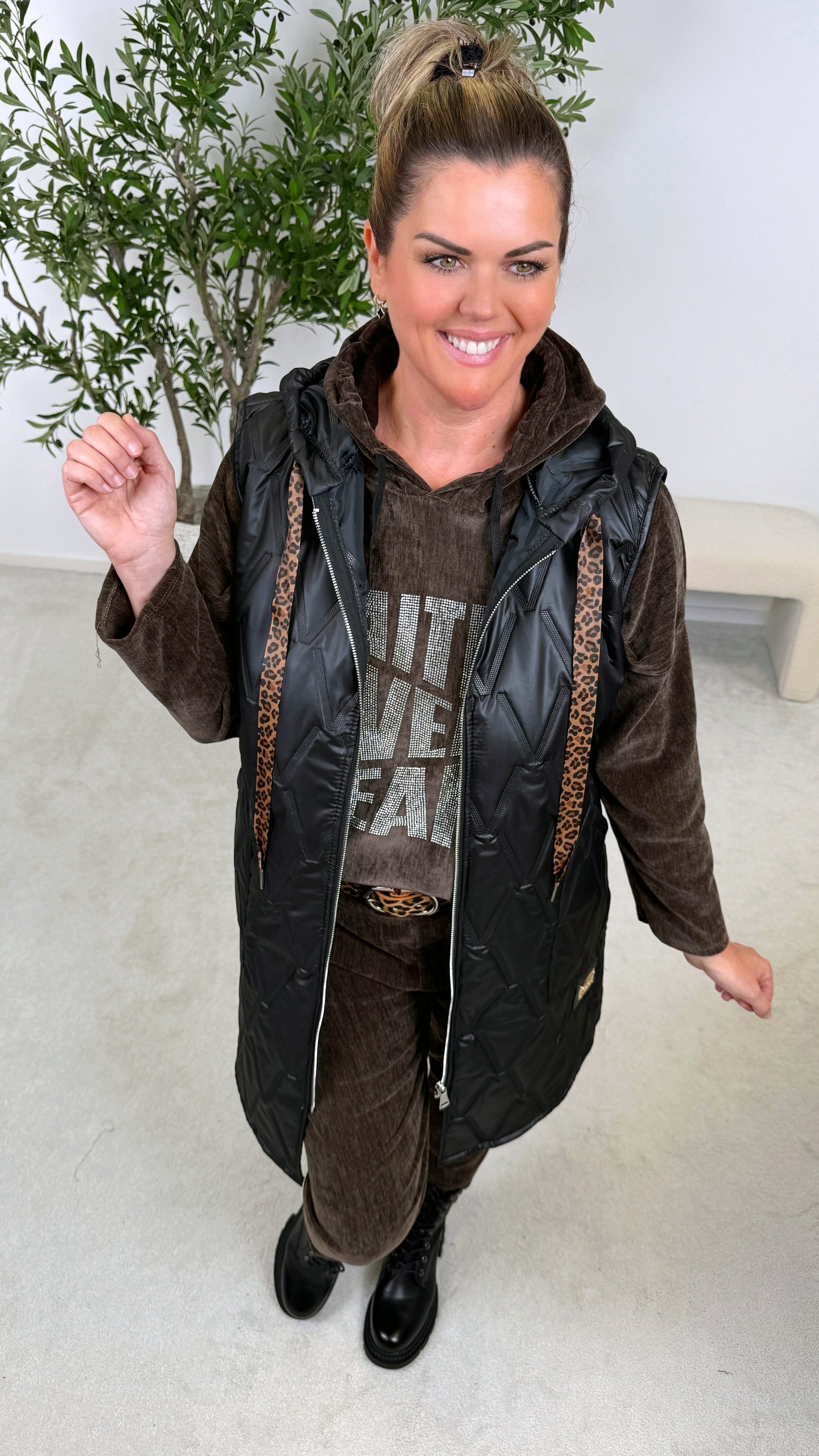 Weste Veluxe Vest *Schwarz*