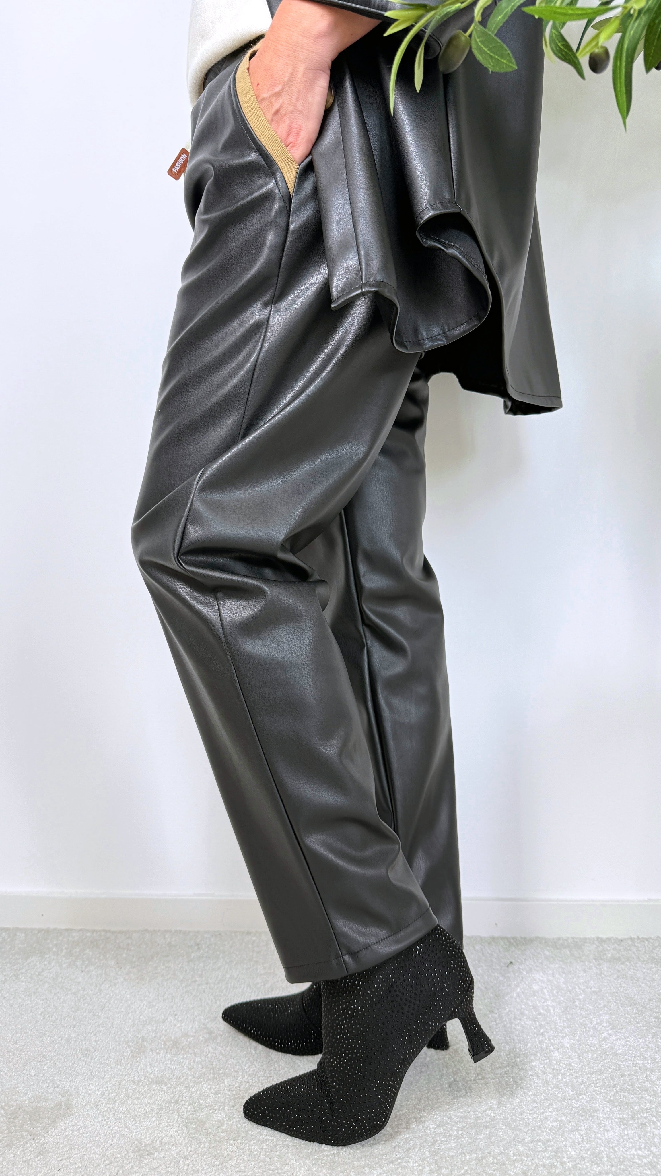 Hose Soft Rebel *Schwarz*