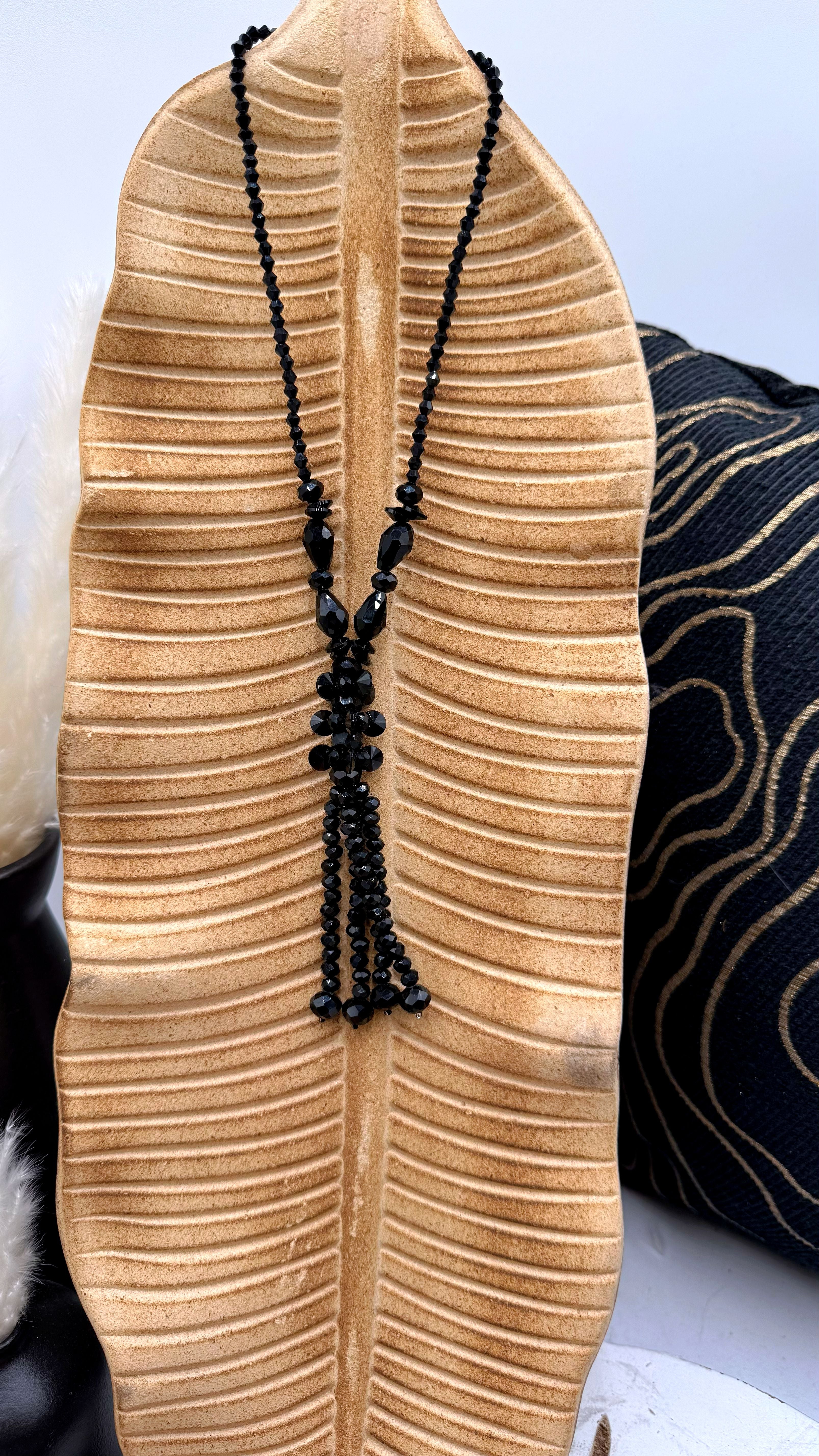 Halskette Crown of Night (3 Farben)