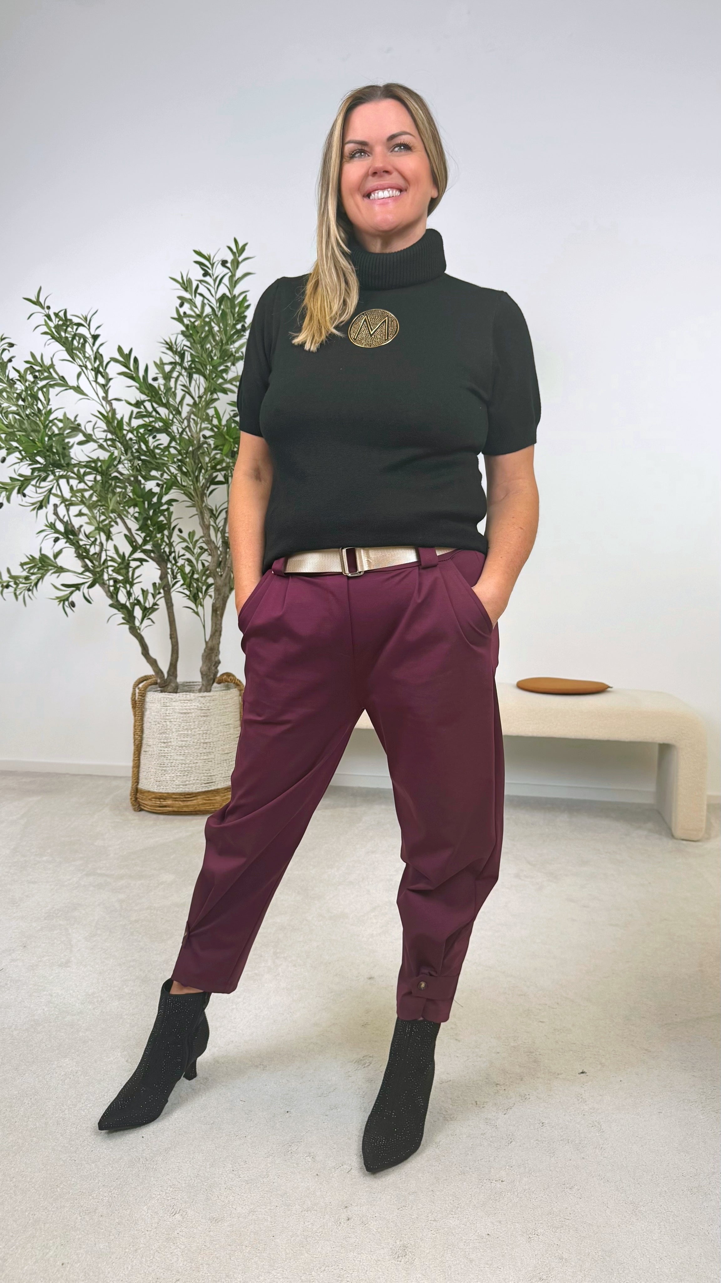 Hose Ankle Detail (9 Farben)