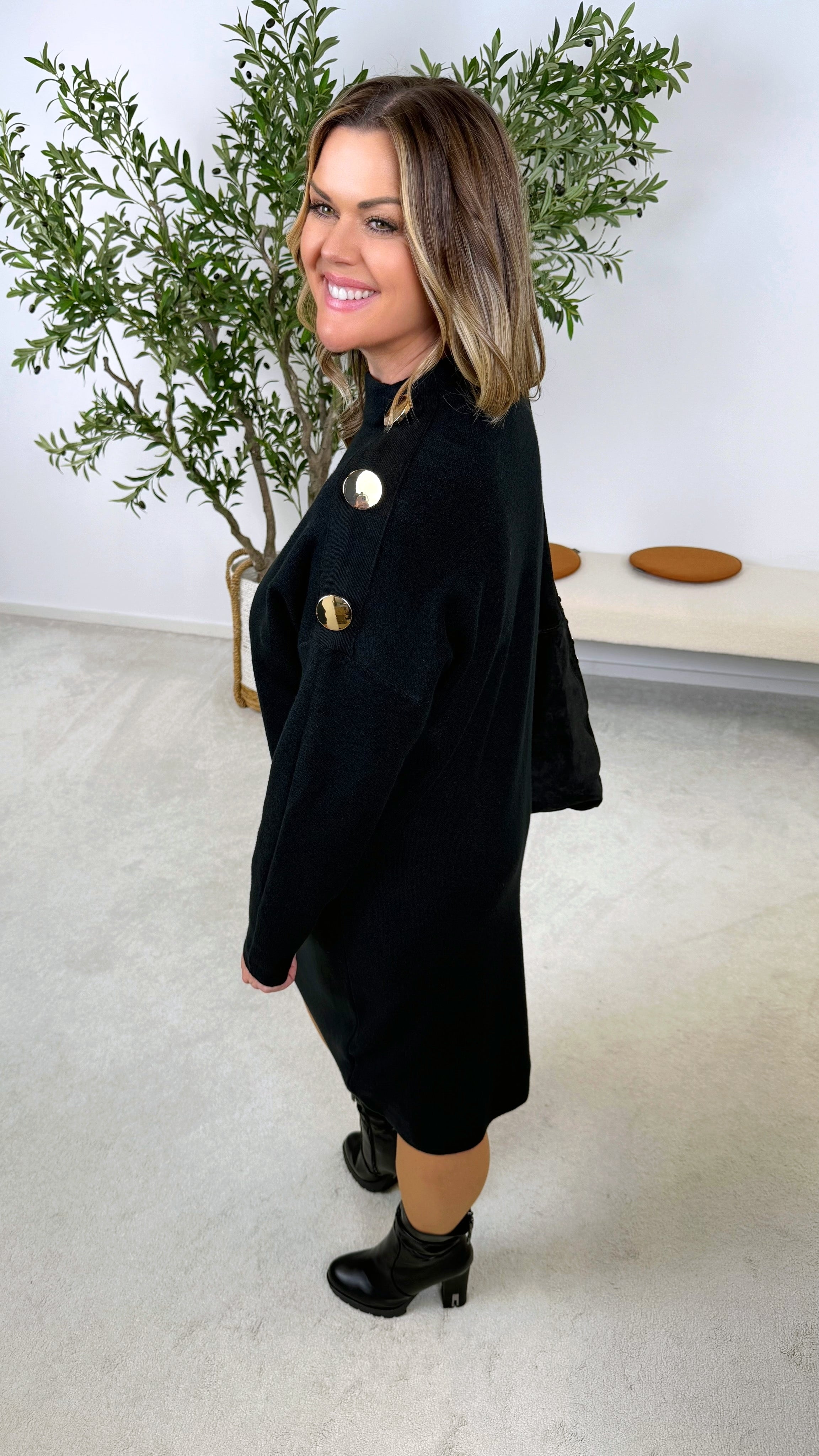 Strickkleid Nora Gold *Schwarz* Z087