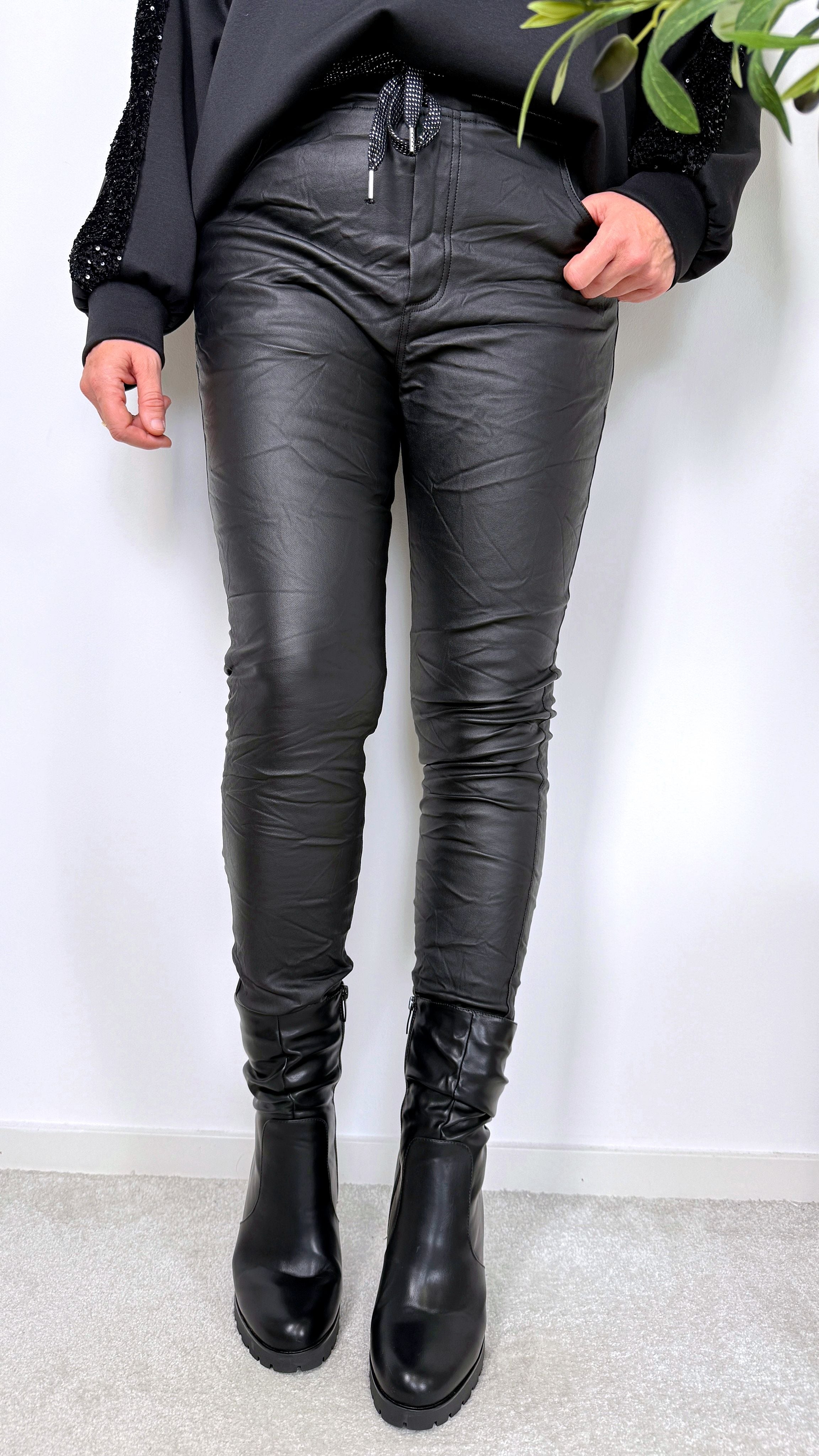 Jogpants Powerline *Schwarz*