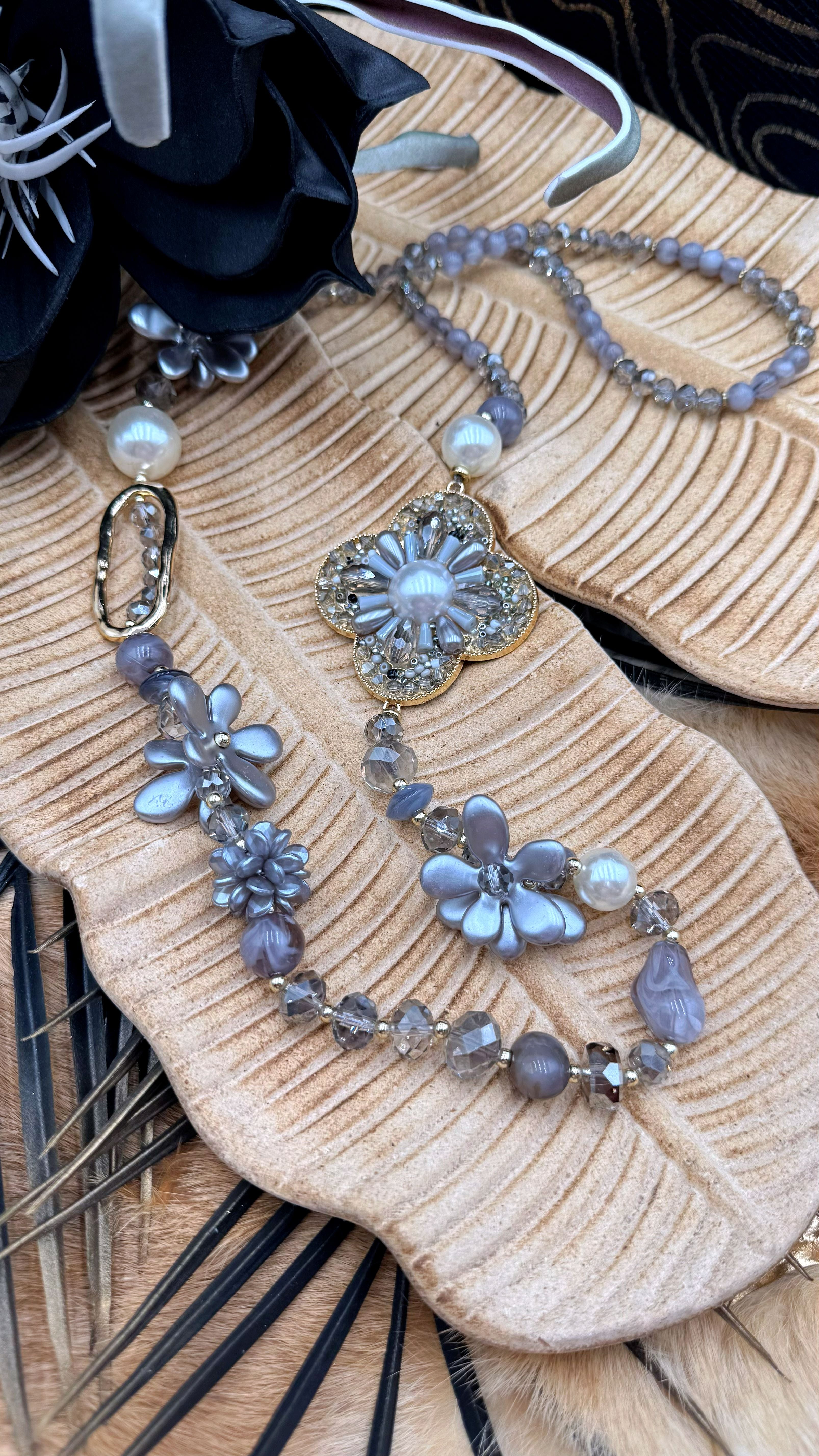 Lange Halskette Smoky Elegance