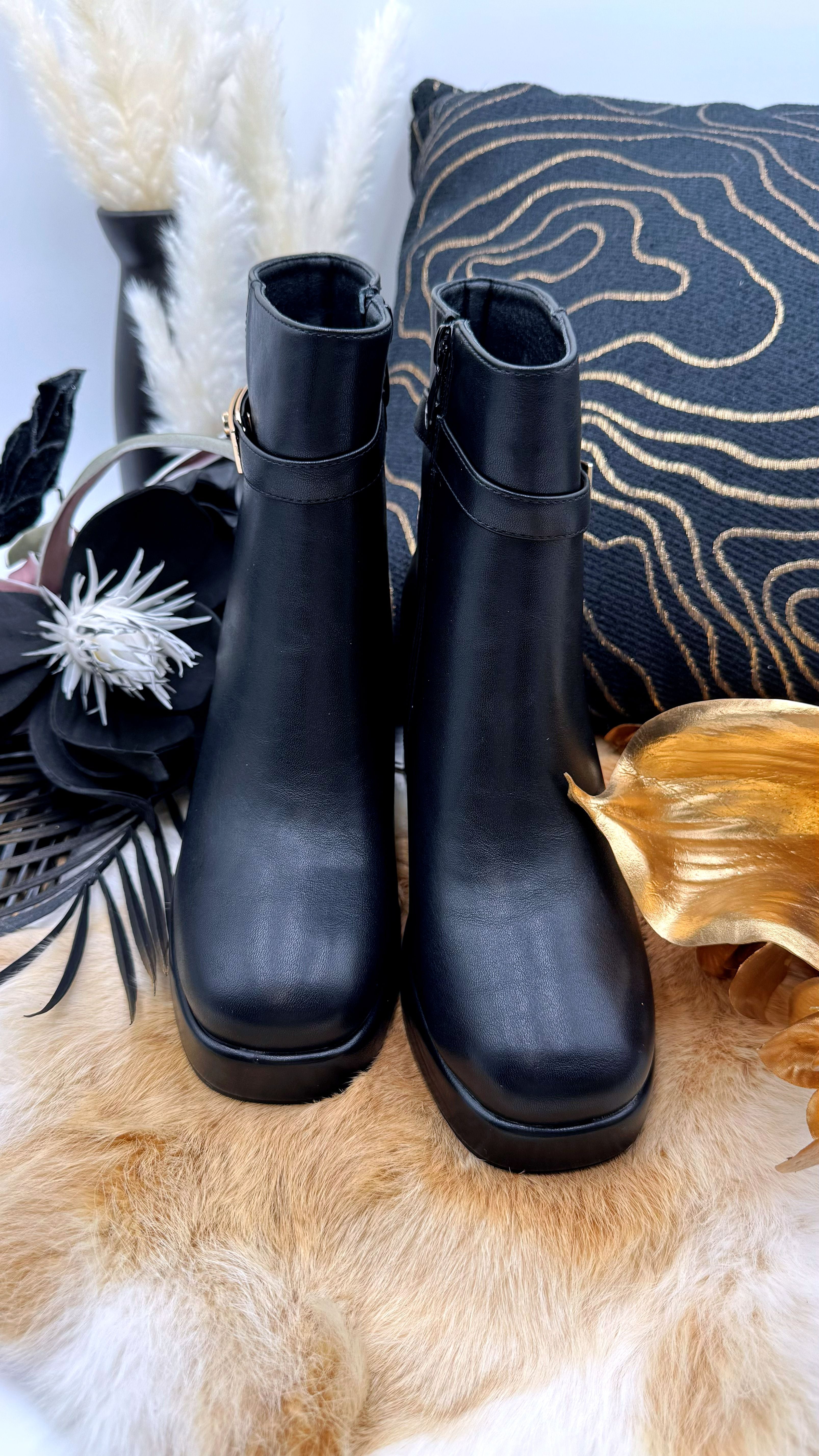 Stiefellette Royal Lock *Schwarz*