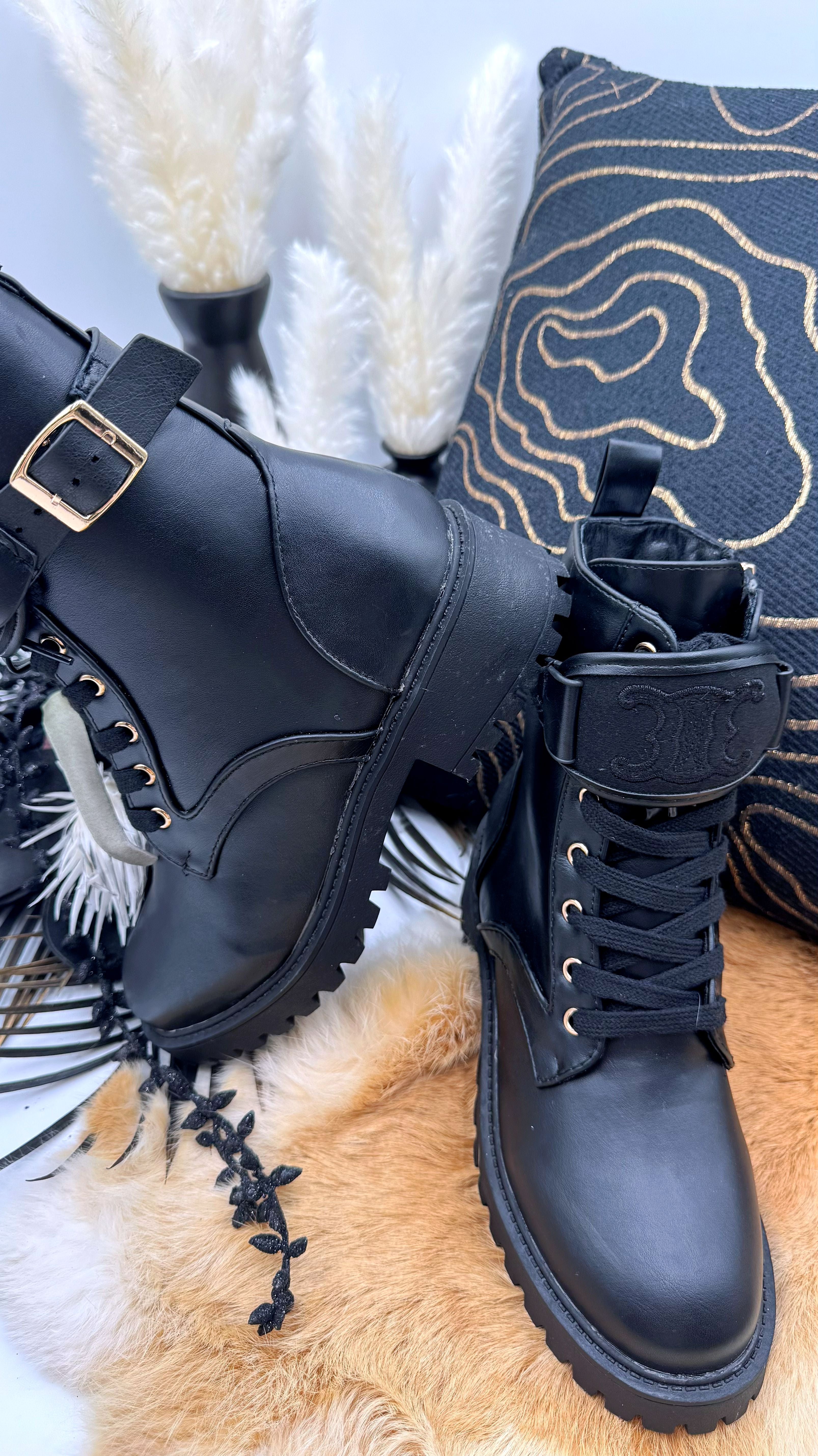 Boots Amber Soul *Schwarz*