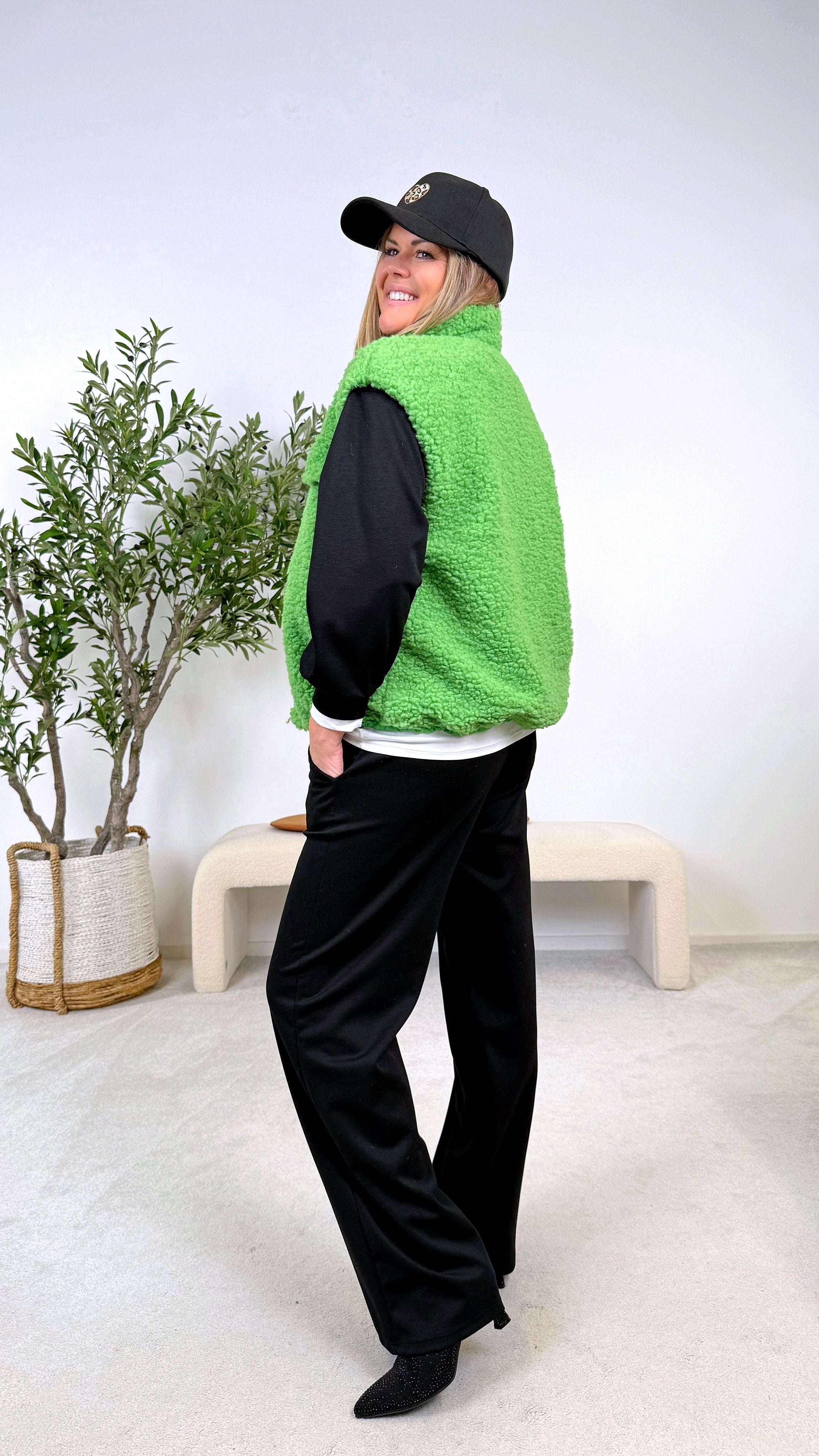 Weste Urban Moss *Grün*