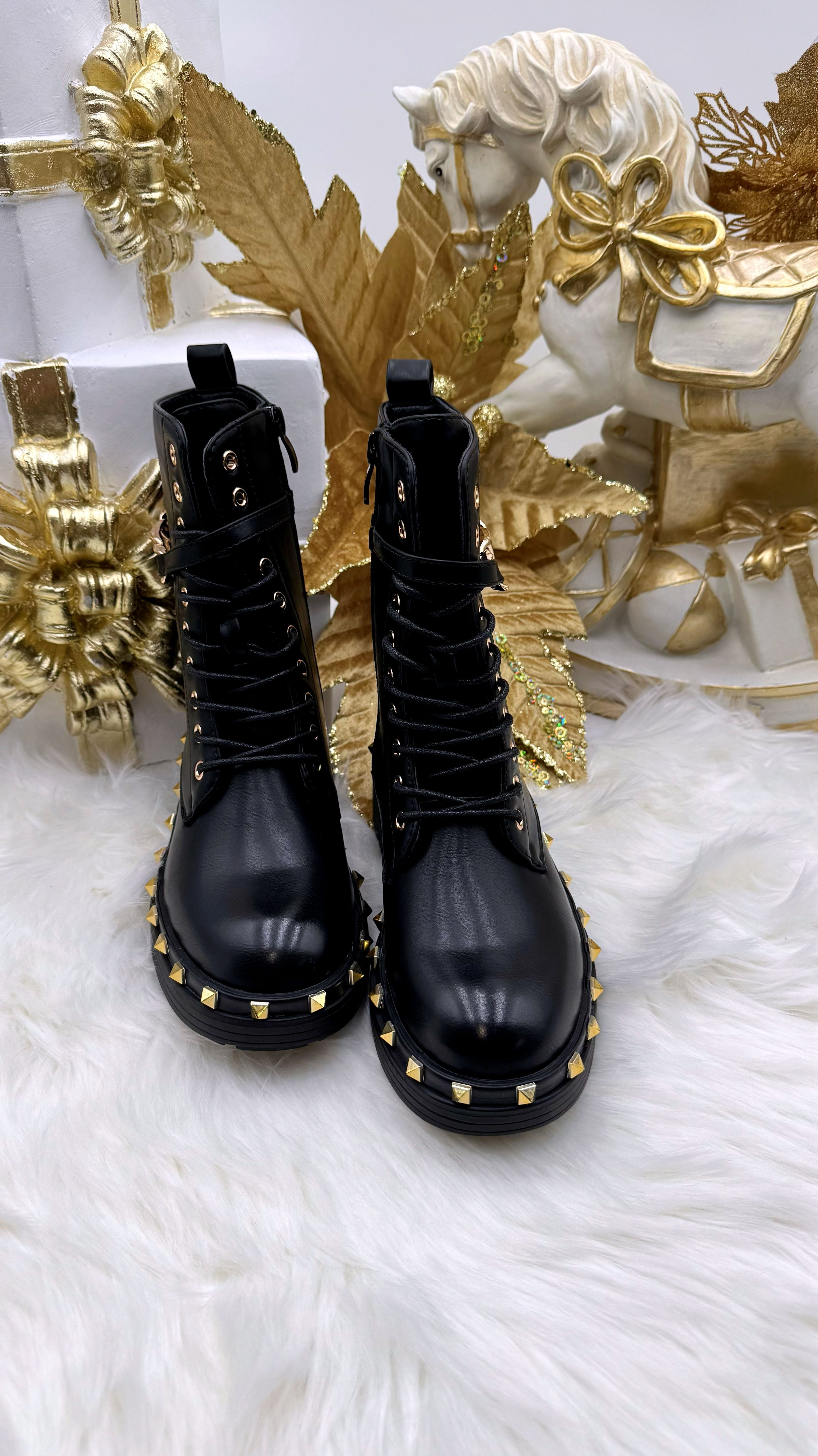 Boots Cognac Queen *Schwarz*