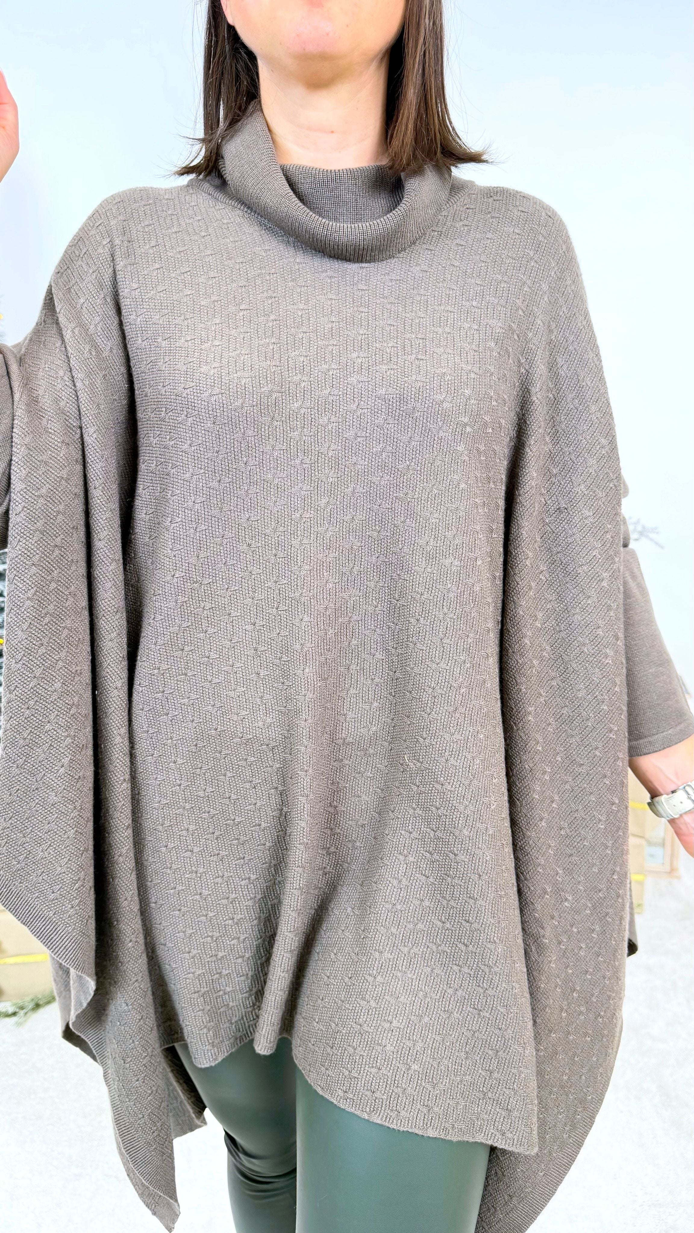 Rollkragenpullover Calysta *Cappuccino*