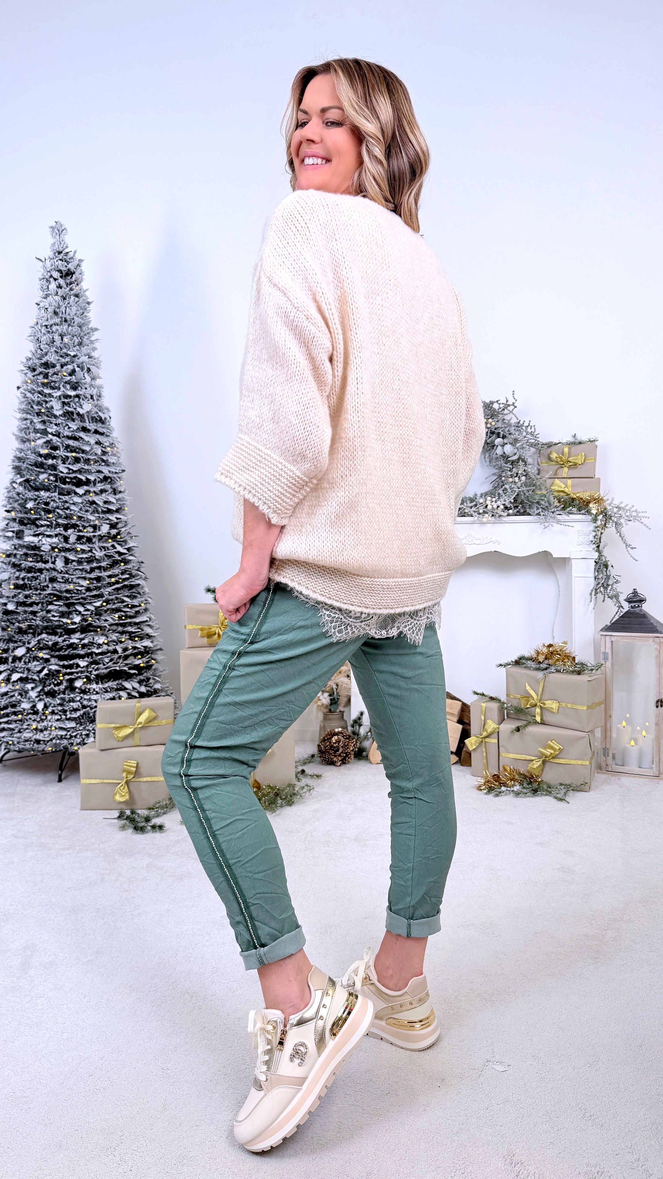 Strickpullover Romantic Lace (8 Farben)