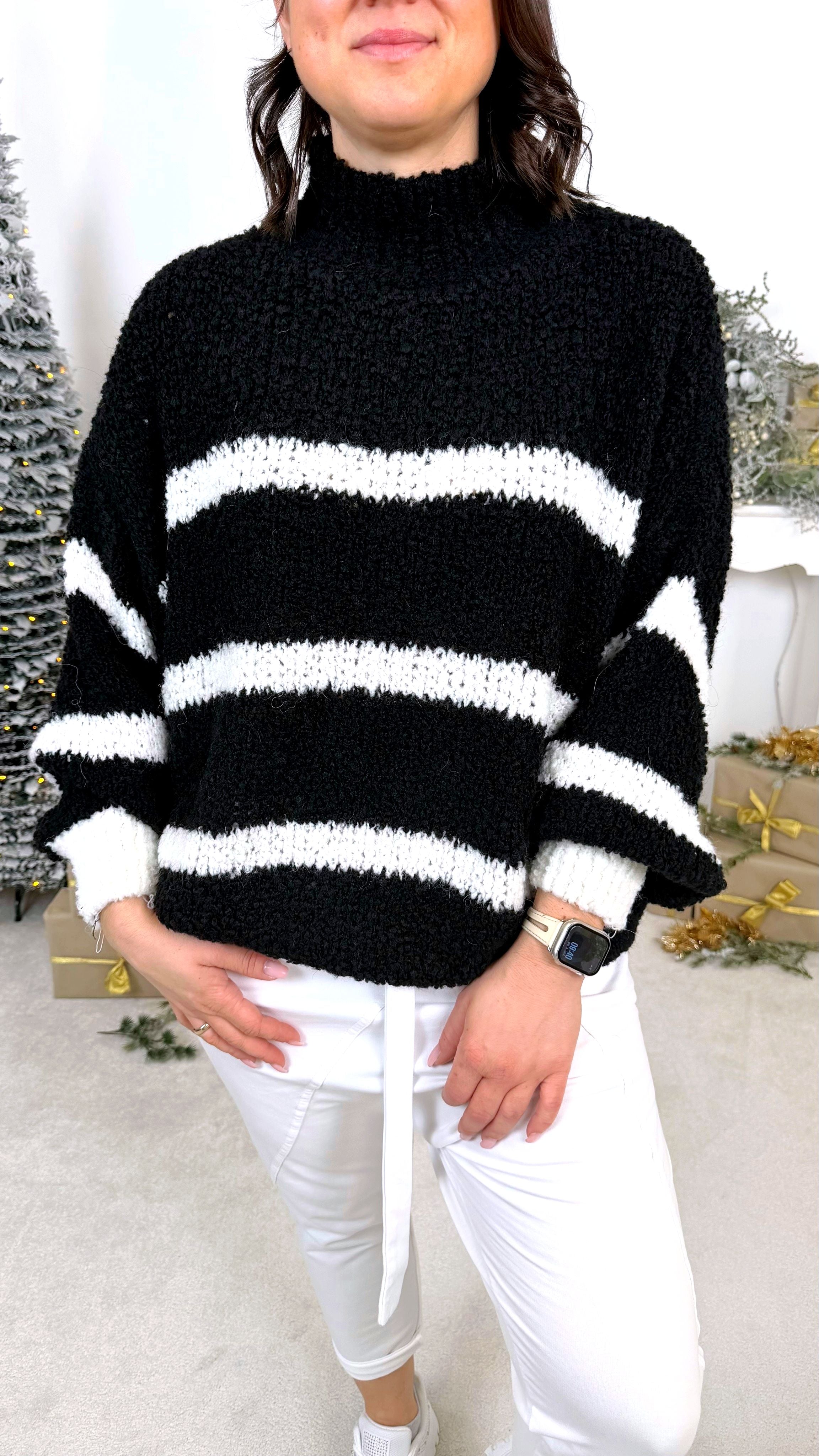 Pullover Warm Lines *Schwarz*