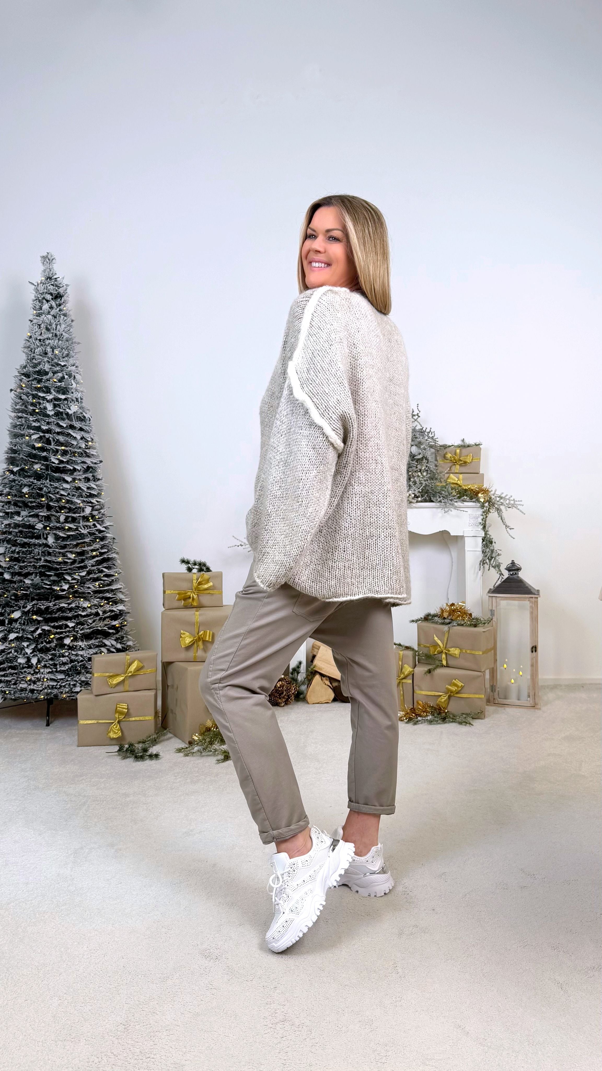 Pullover Fuzzy Glow *Taupe*