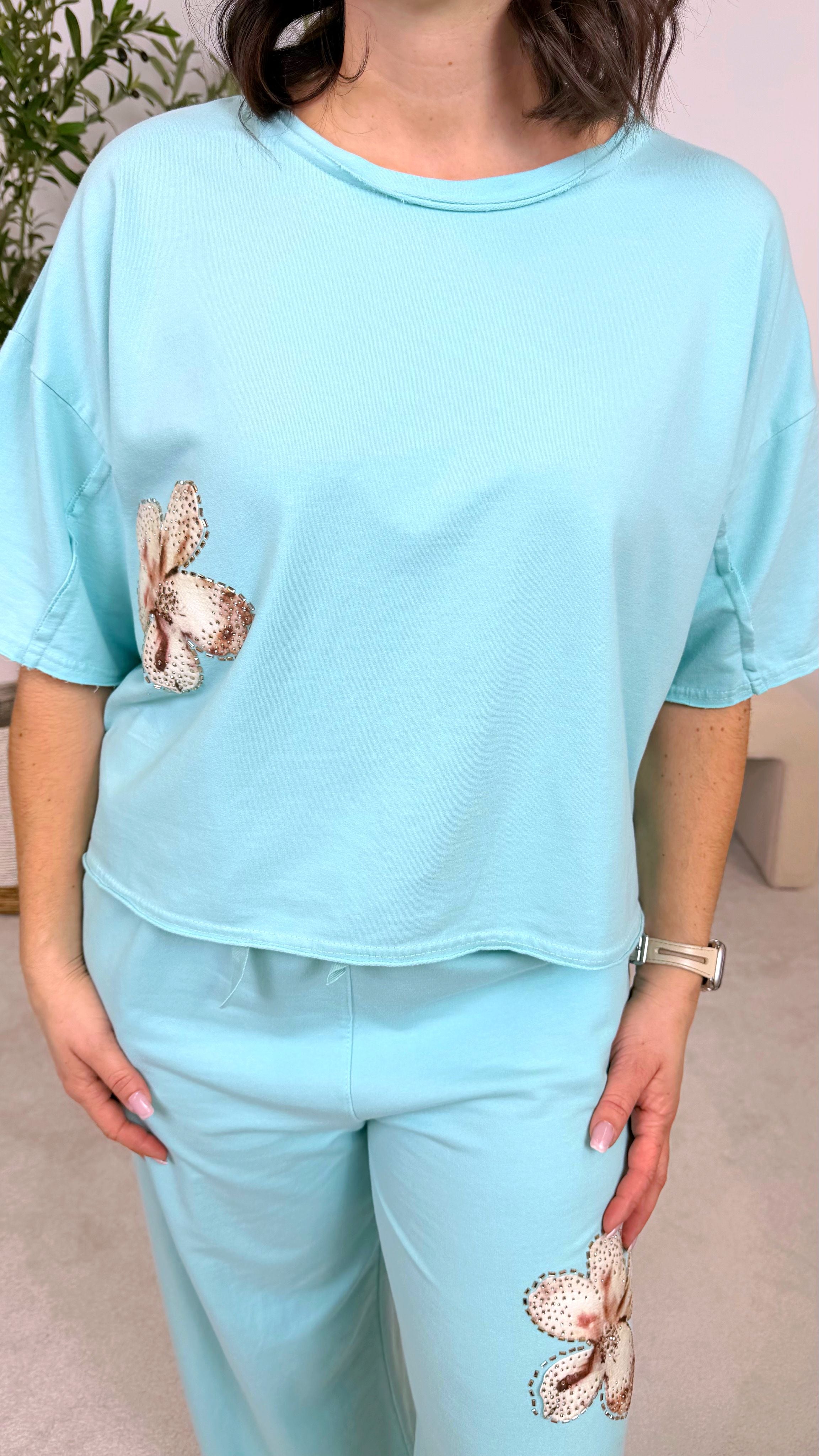 Kurzes Sweatshirt Flower Whisper *Türkis*