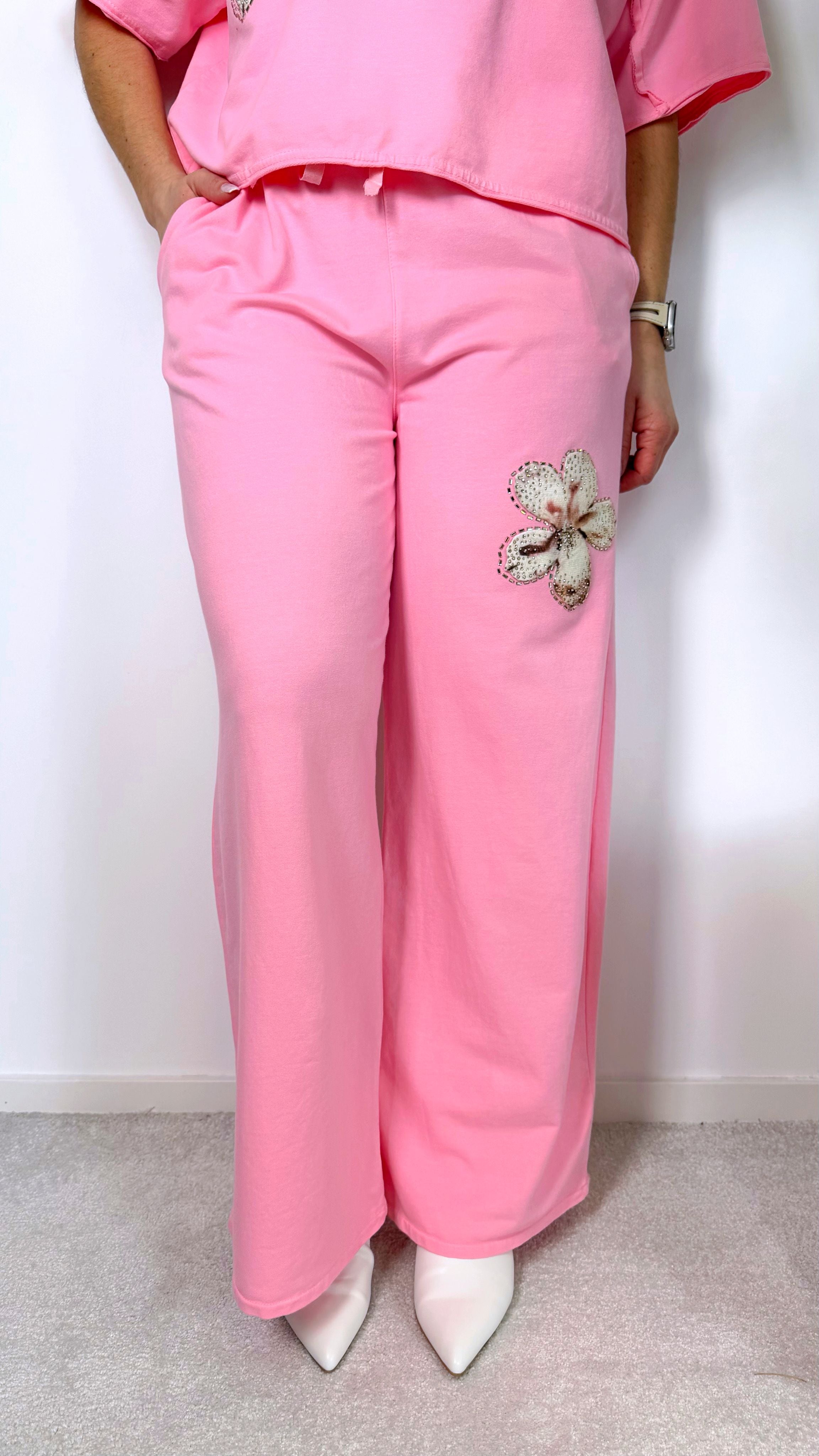 Hose Flower Whisper *Rosa*