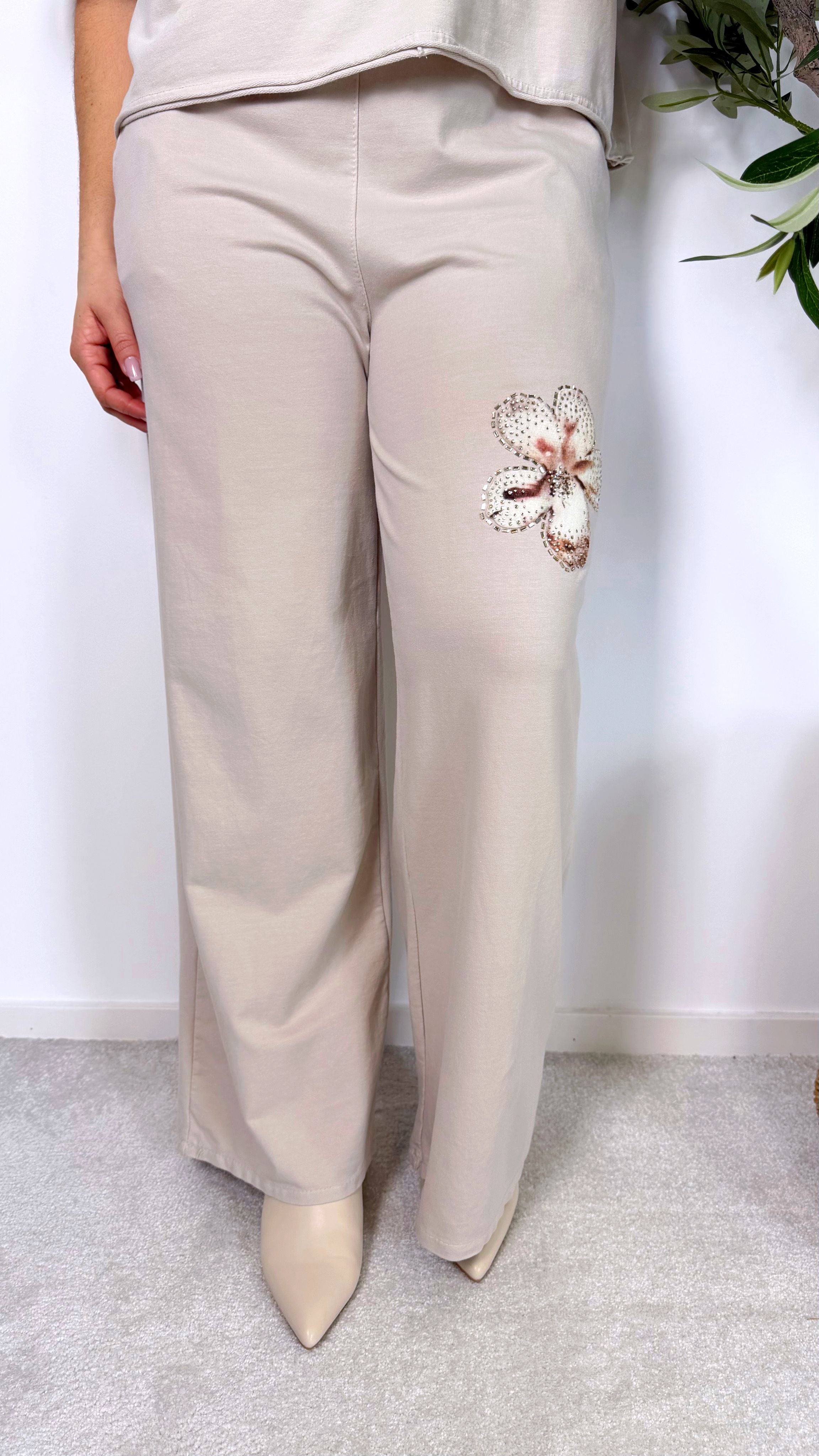 Hose Flower Whisper *Beige*