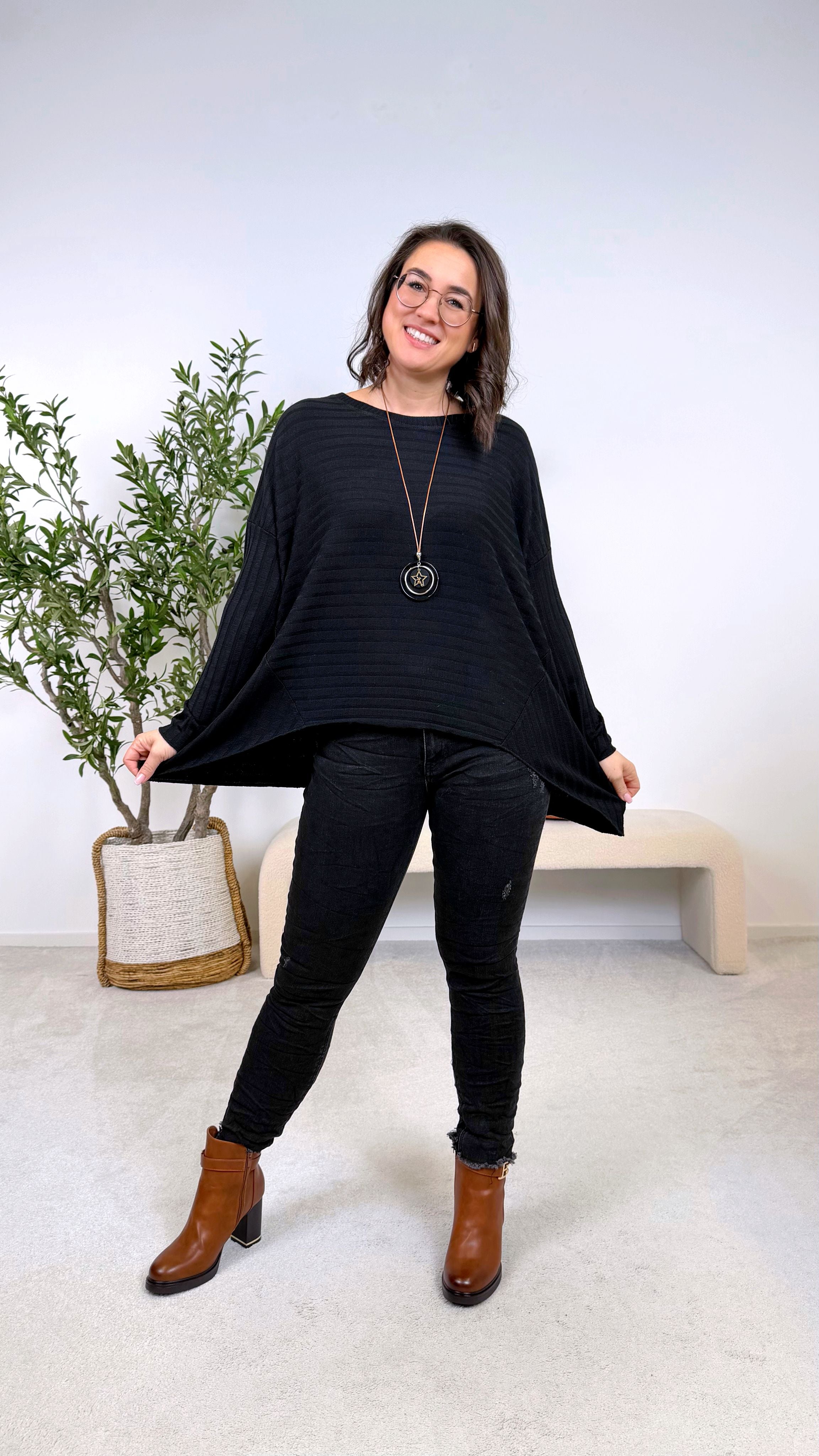 Oversized Langarmshirt Soft Rose *Schwarz*