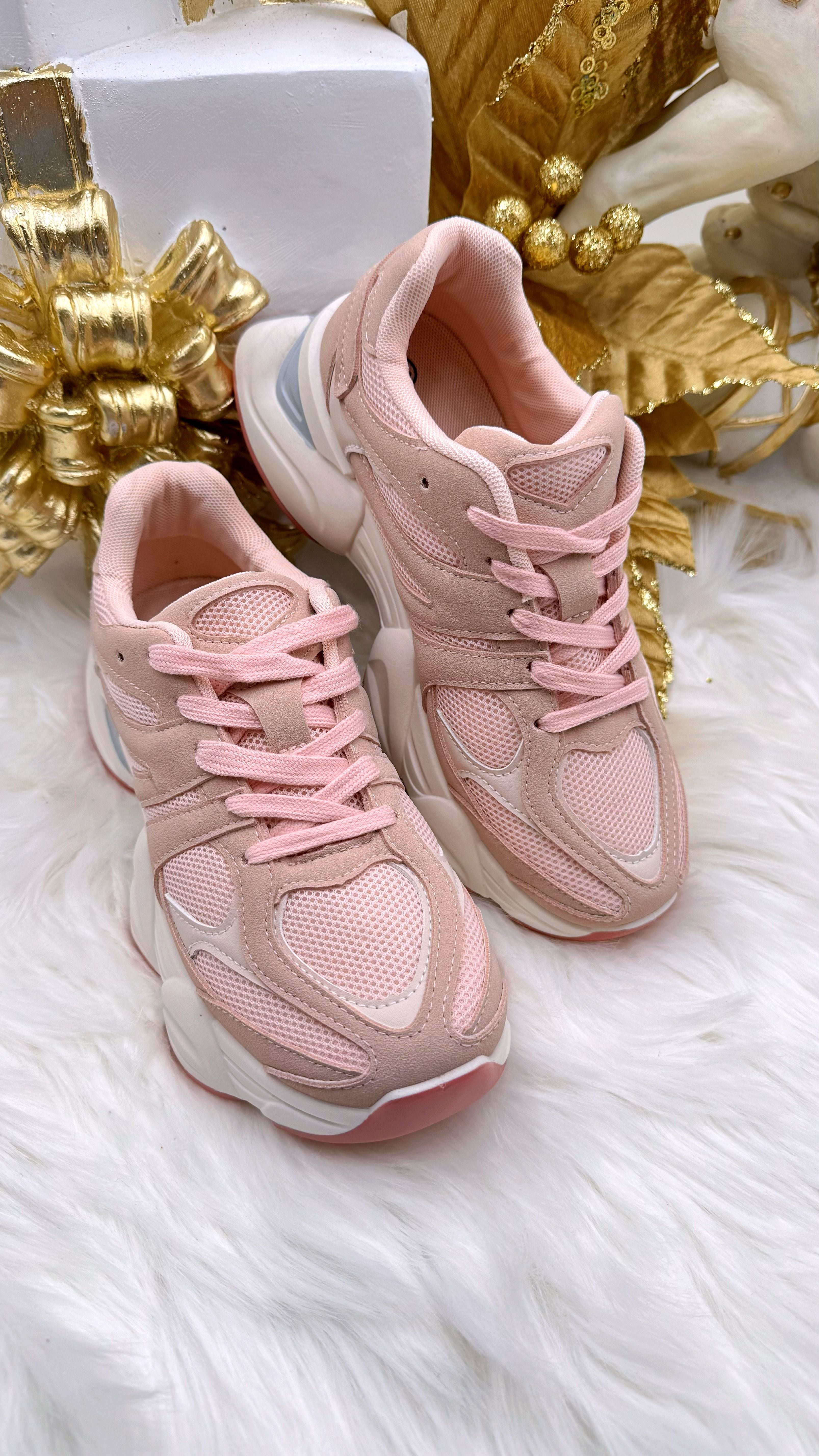 Sneaker Move With Style