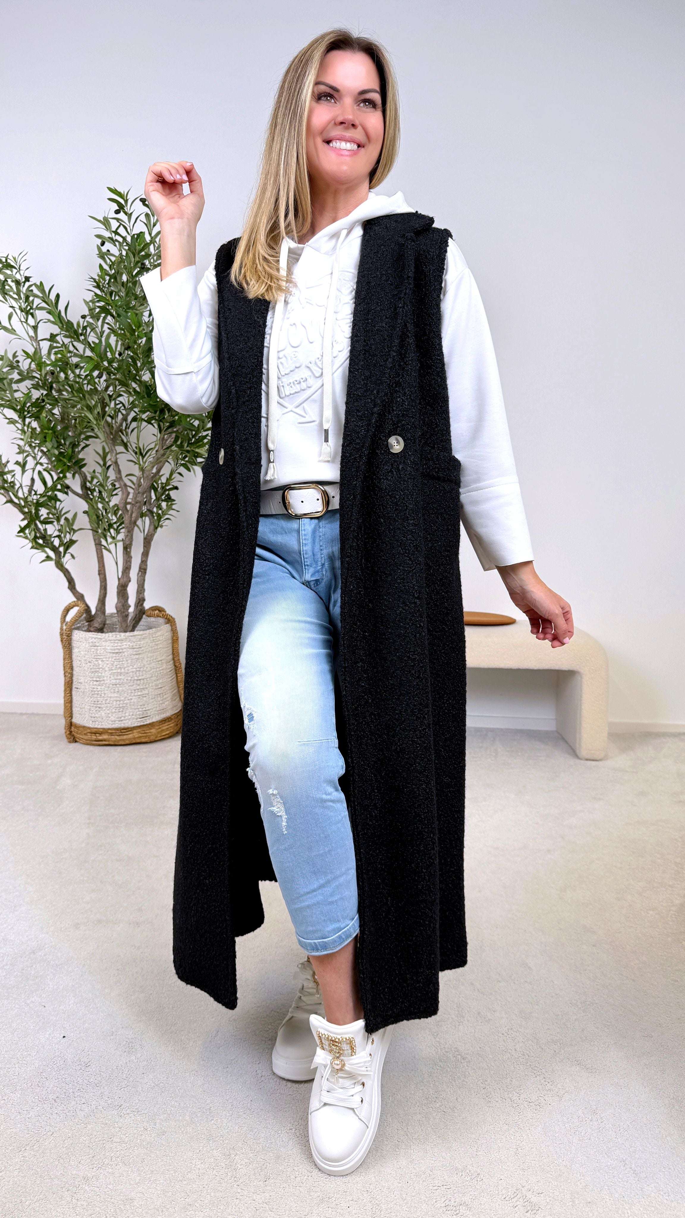 Lange Boclé Weste Quiet Luxury *Schwarz*