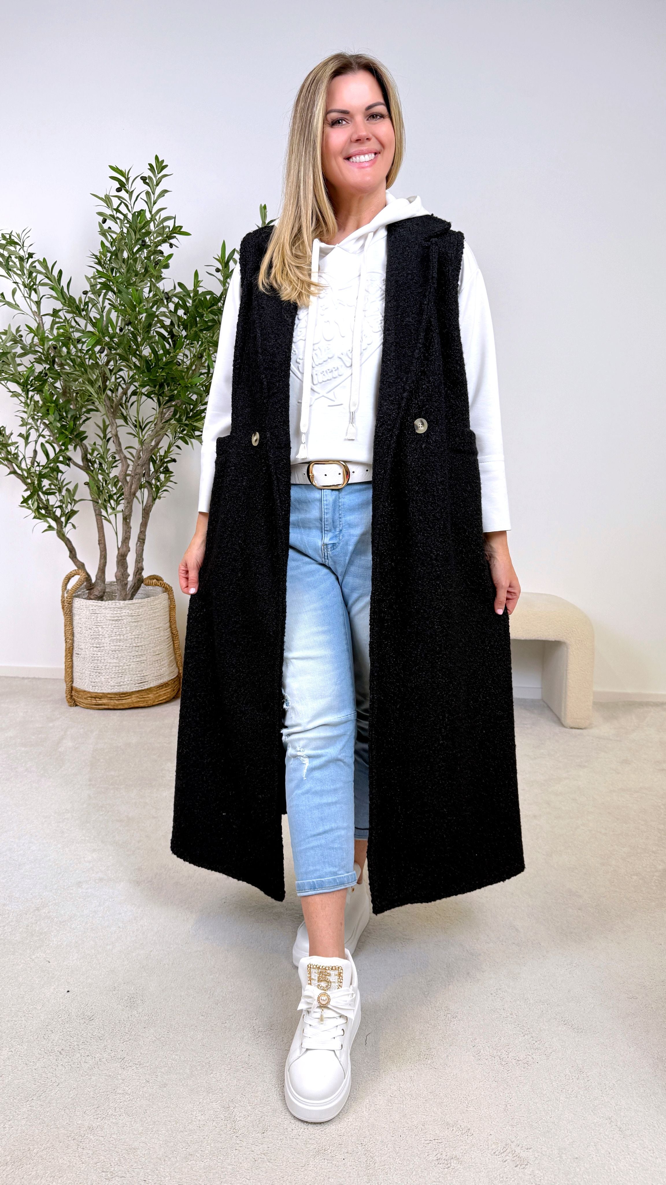 Lange Boclé Weste Quiet Luxury *Schwarz*