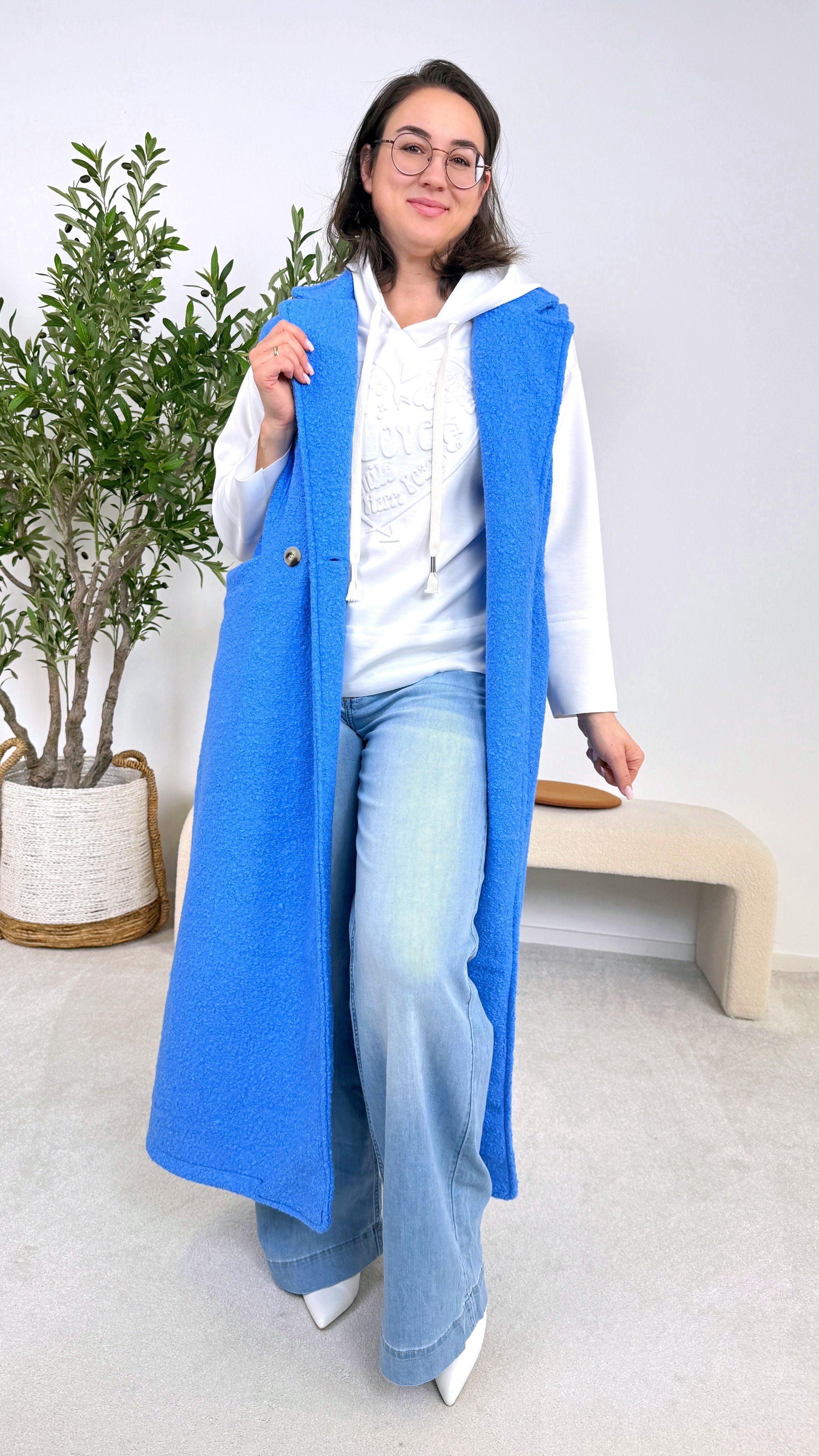 Lange Boclé Weste Quiet Luxury *Blau*