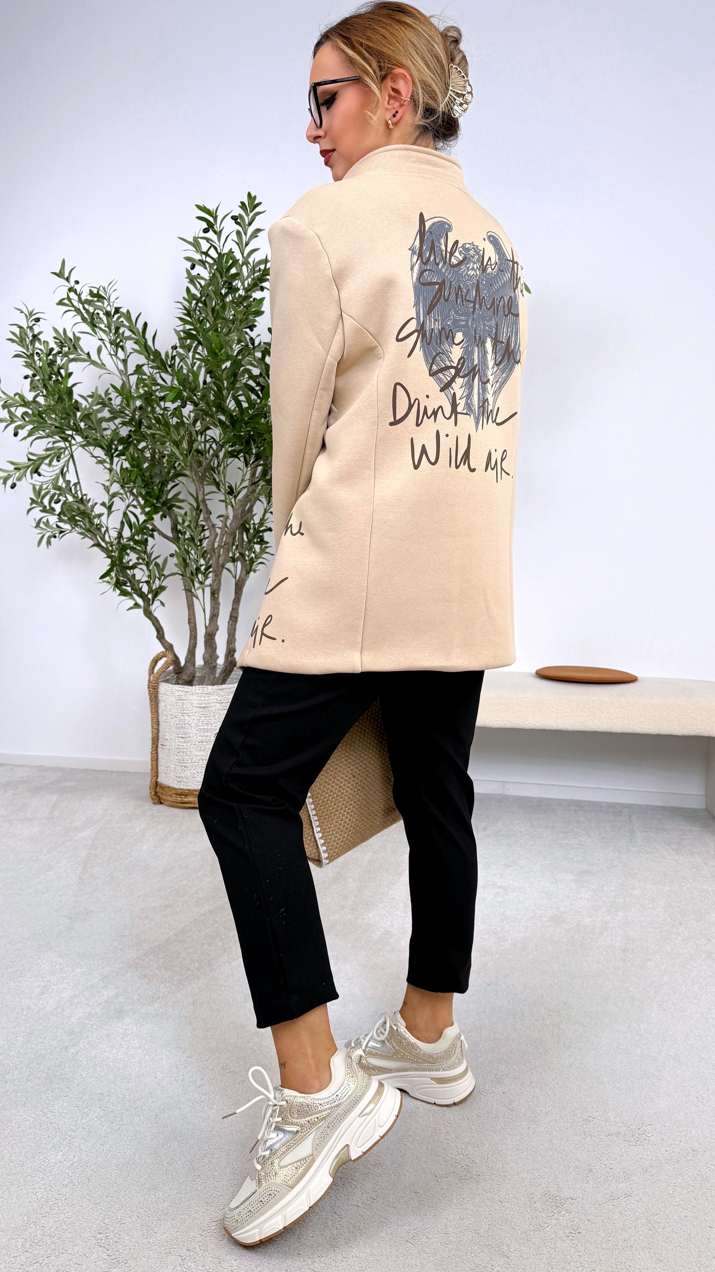 Long Blazer Power Presence *Beige*