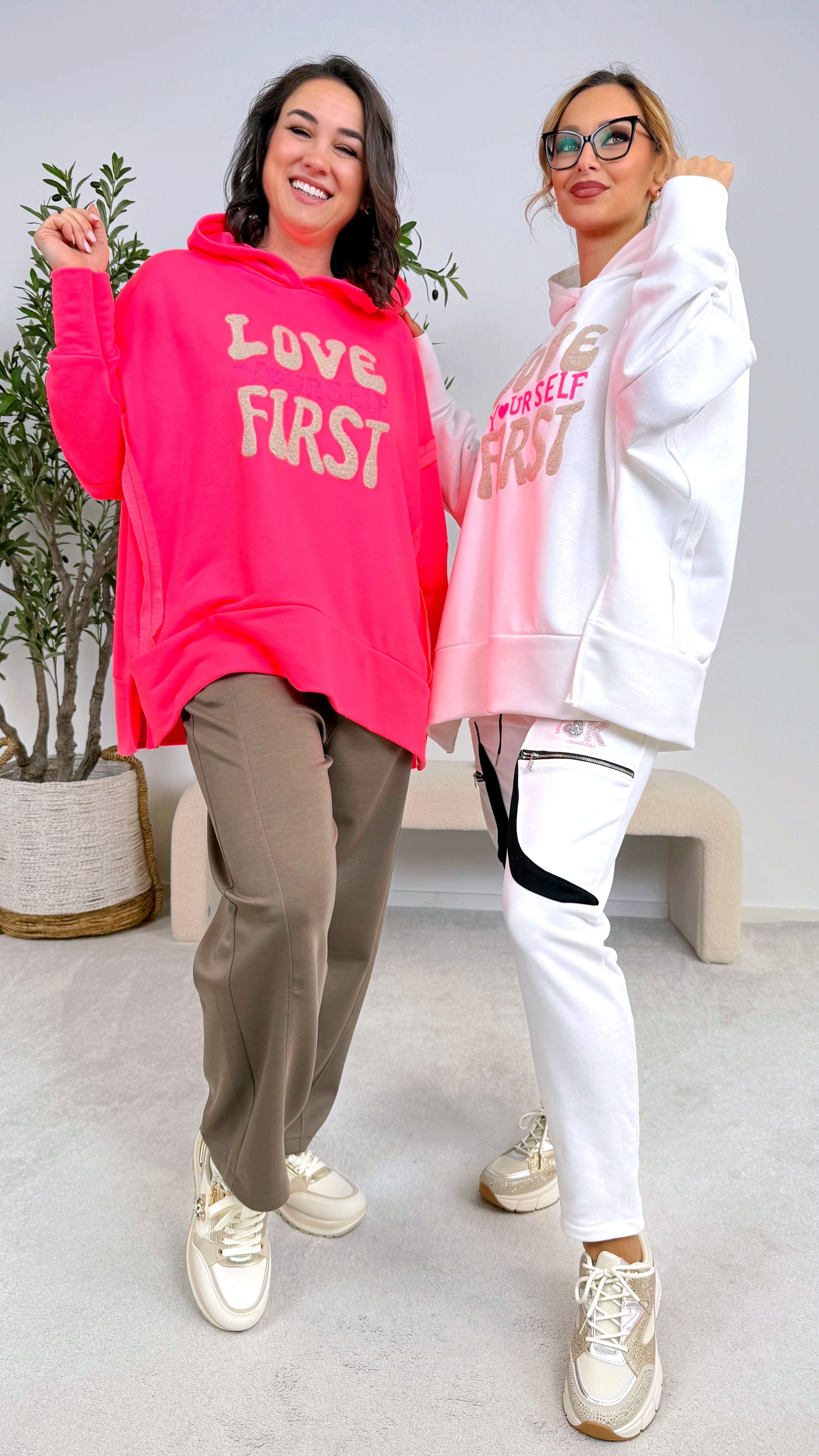 Hoodie Selflove Club *Neon Aprikot*