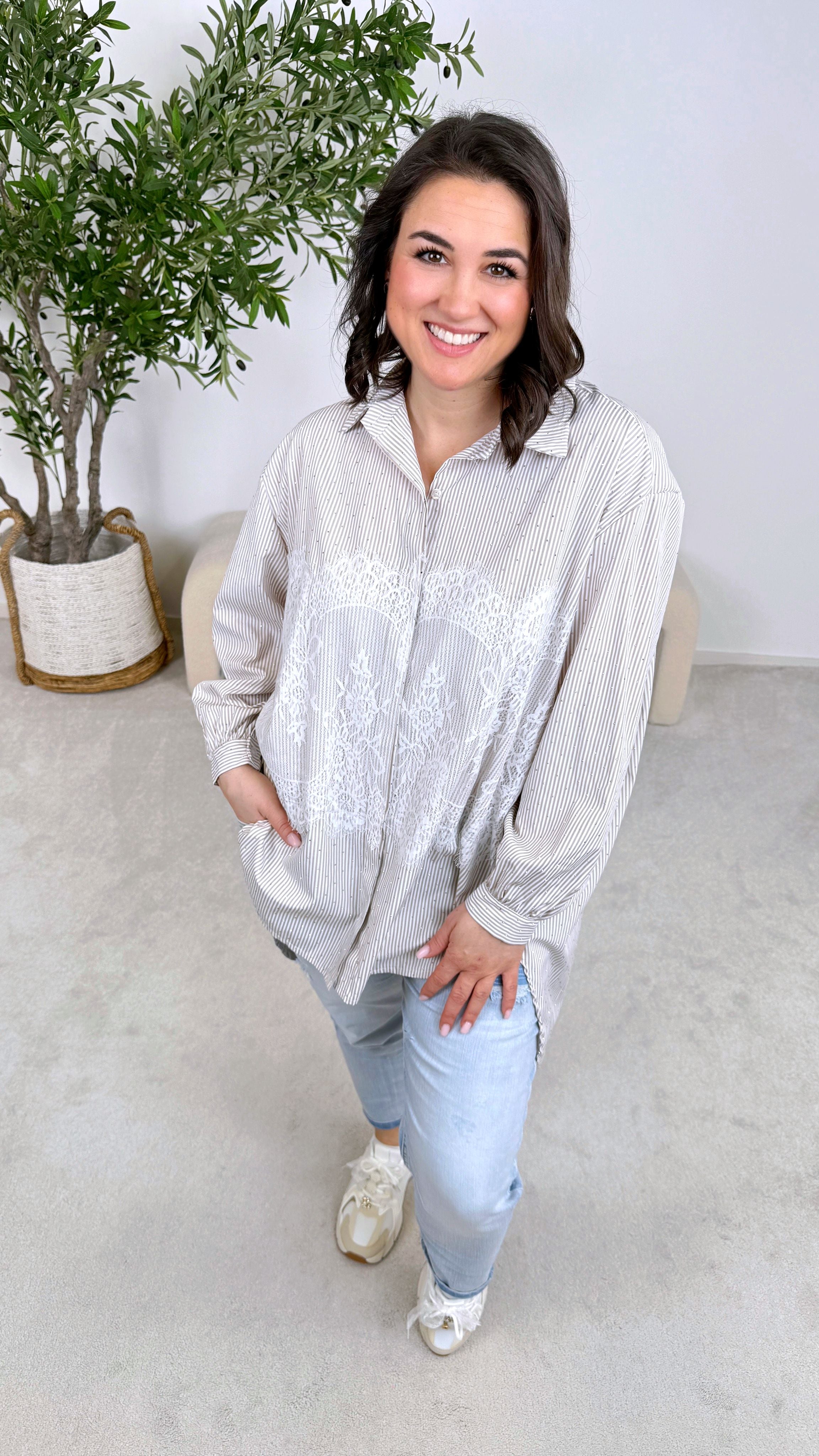 Bluse Lace & Glam *Beige*