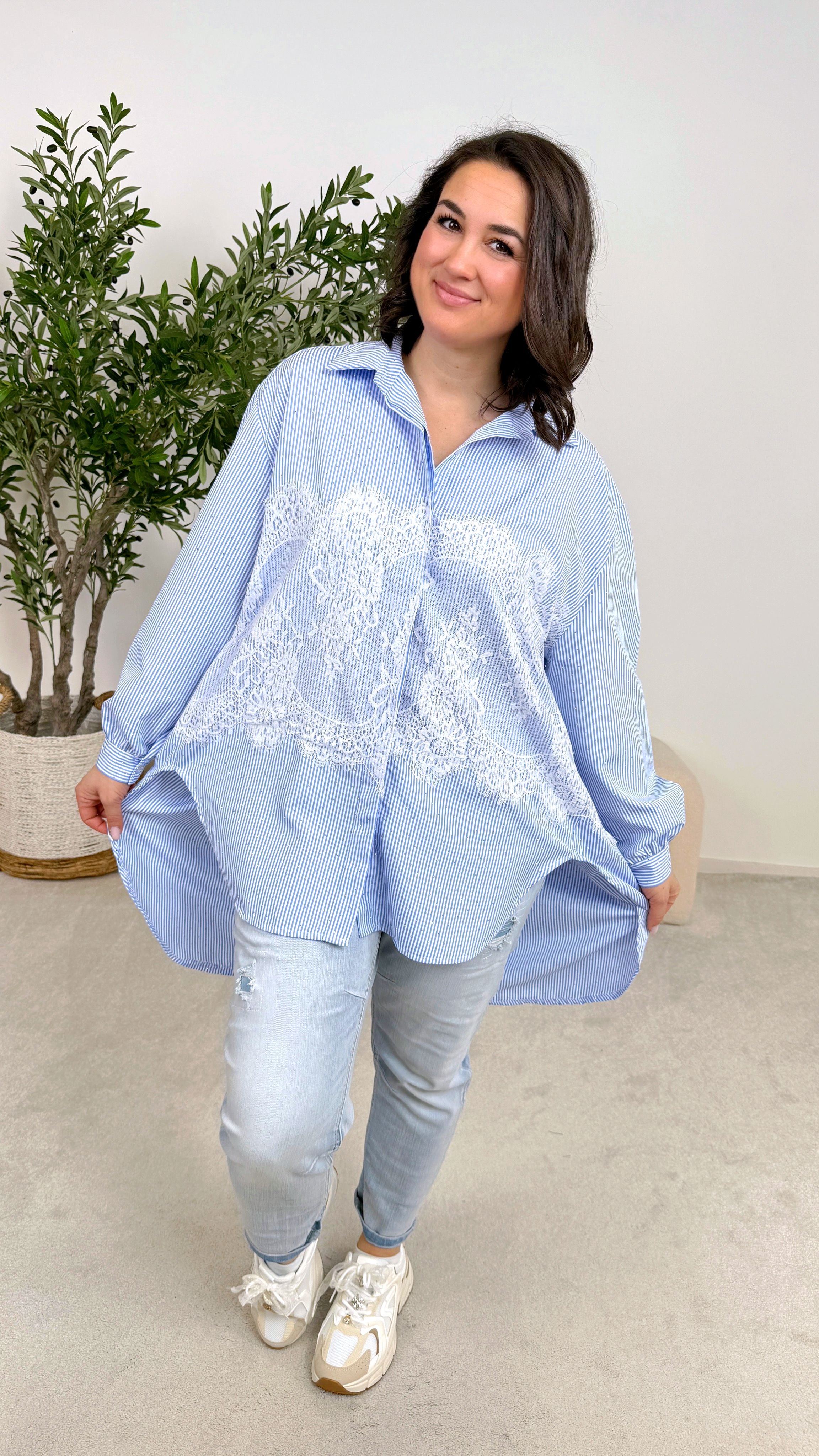 Bluse Lace & Glam *Blau*