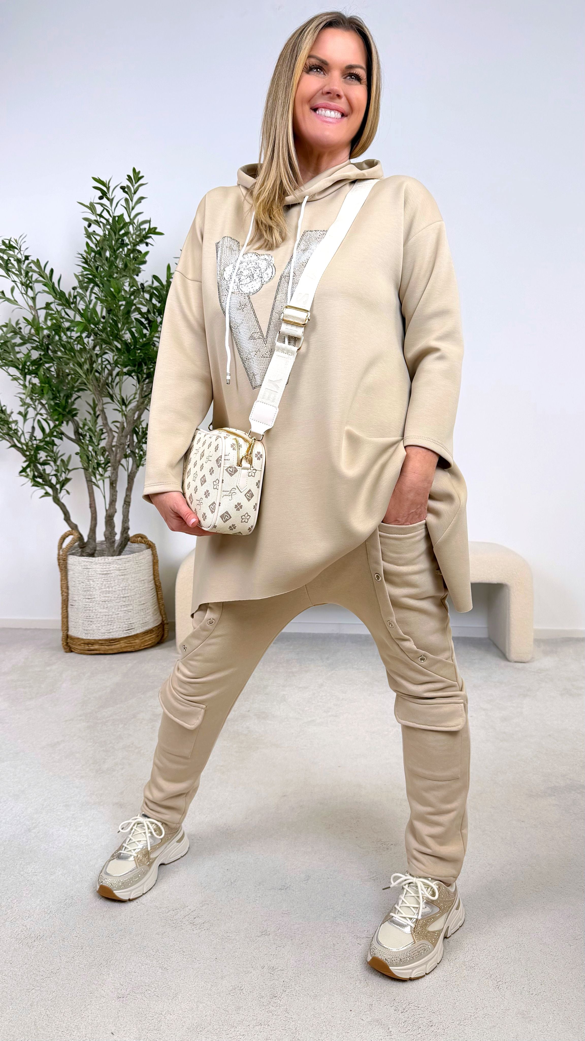 Long Hoodie Shine Letter *Camel-Hell*