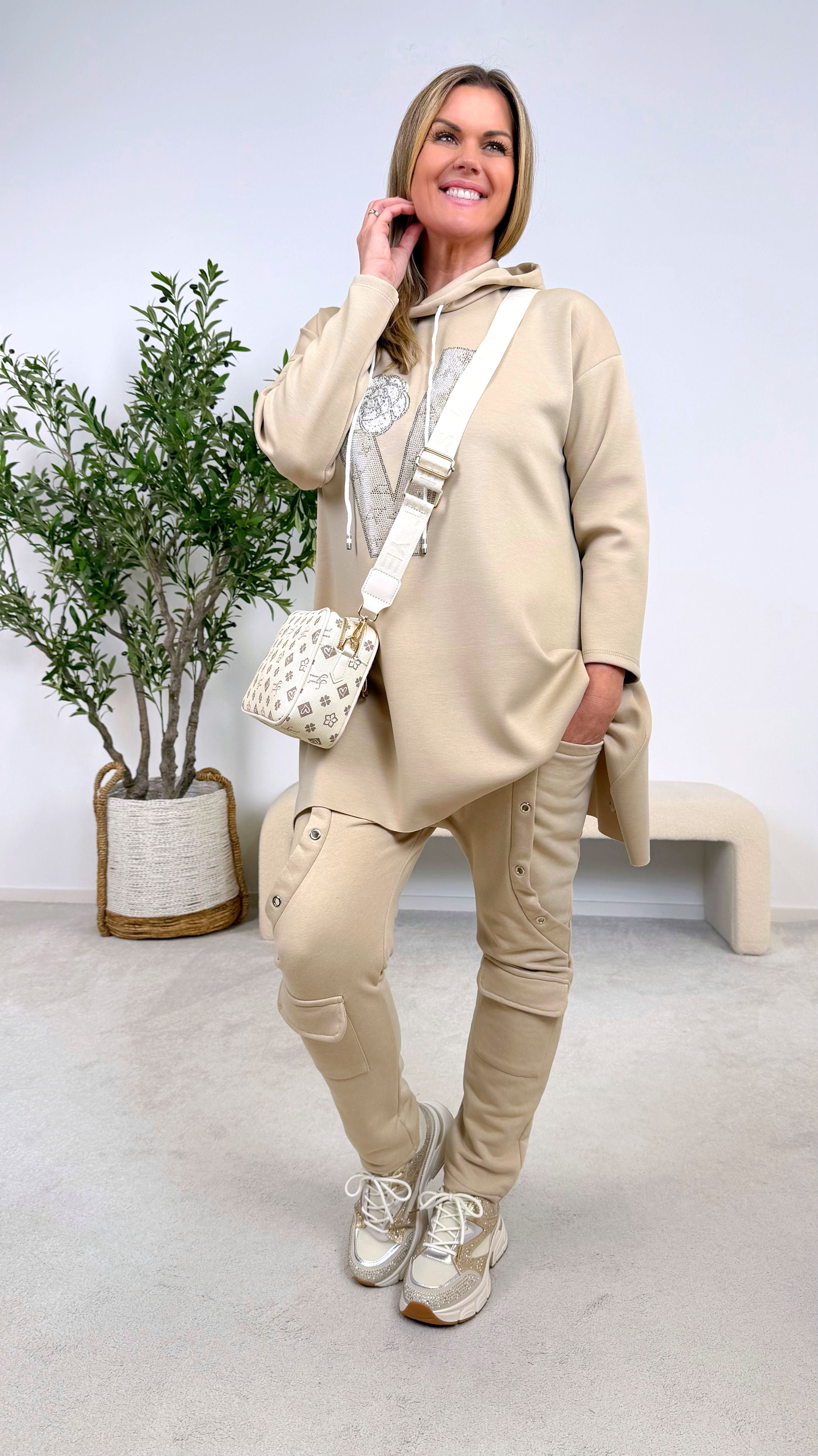 Long Hoodie Shine Letter *Camel-Hell*